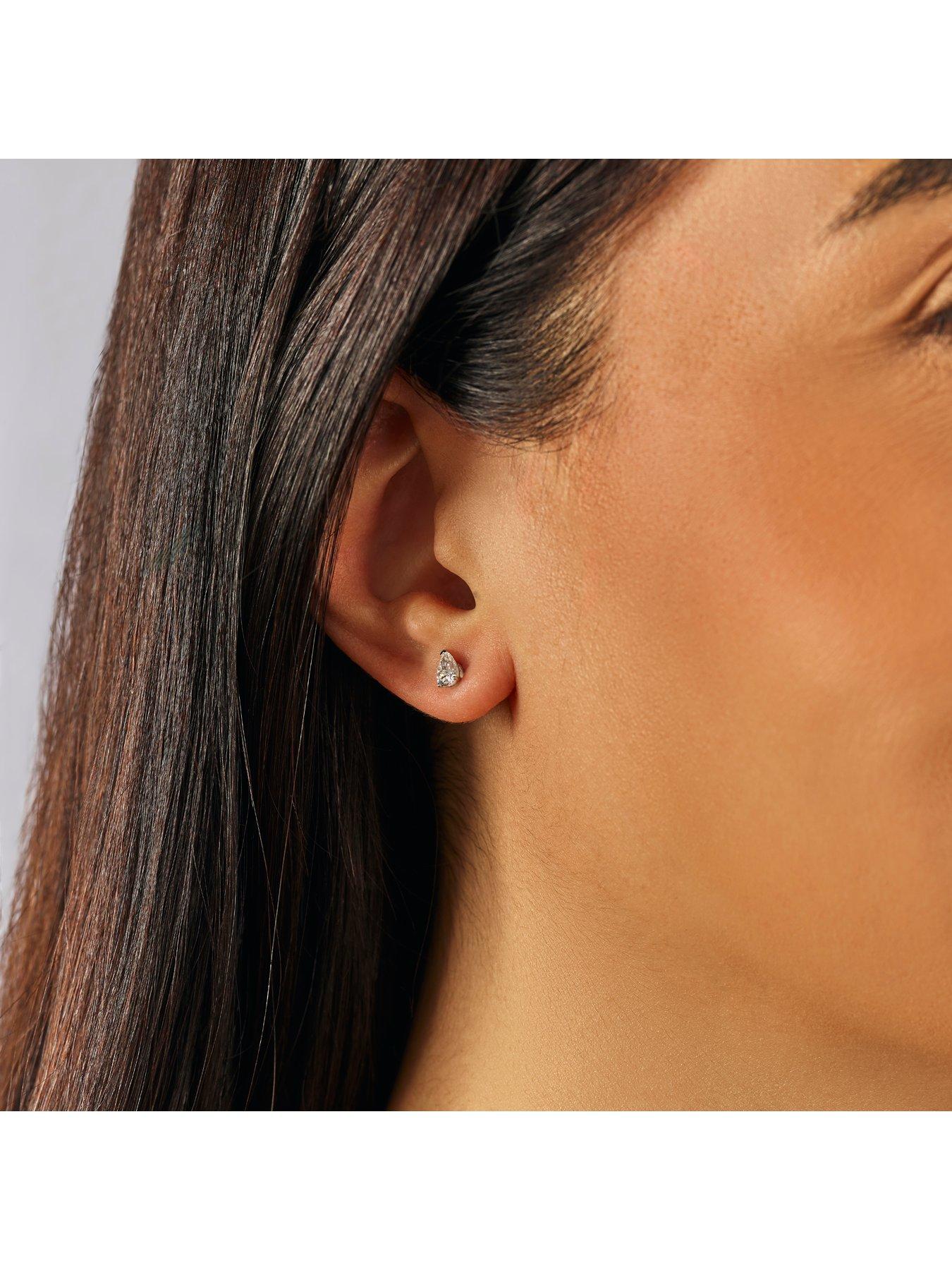 harriet-harriet-9ct-white-gold-050ct-lab-grown-diamond-pear-stud-earringsoutfit