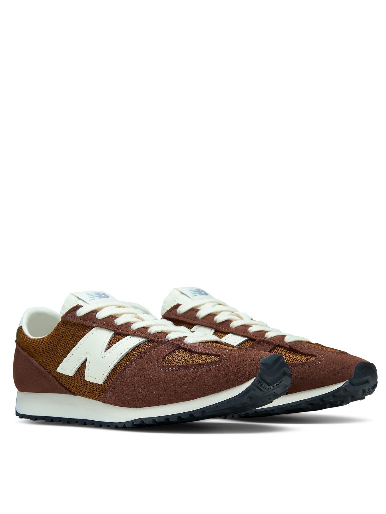 Image 2 of 7 of New Balance Unisex 471 Trainers - Brown