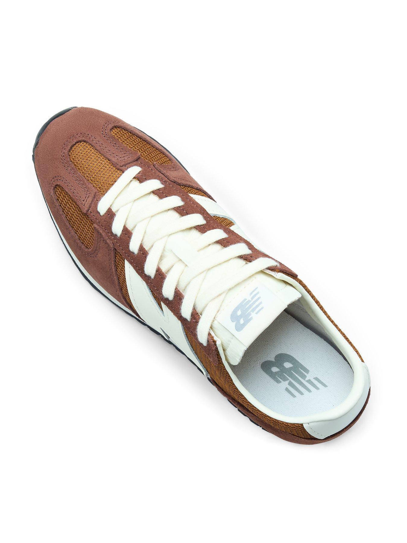 Image 6 of 7 of New Balance Unisex 471 Trainers - Brown