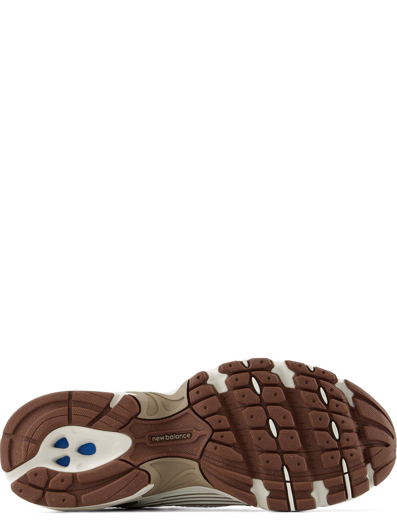 Image 5 of 6 of New Balance Womens 530 Trainers - Beige