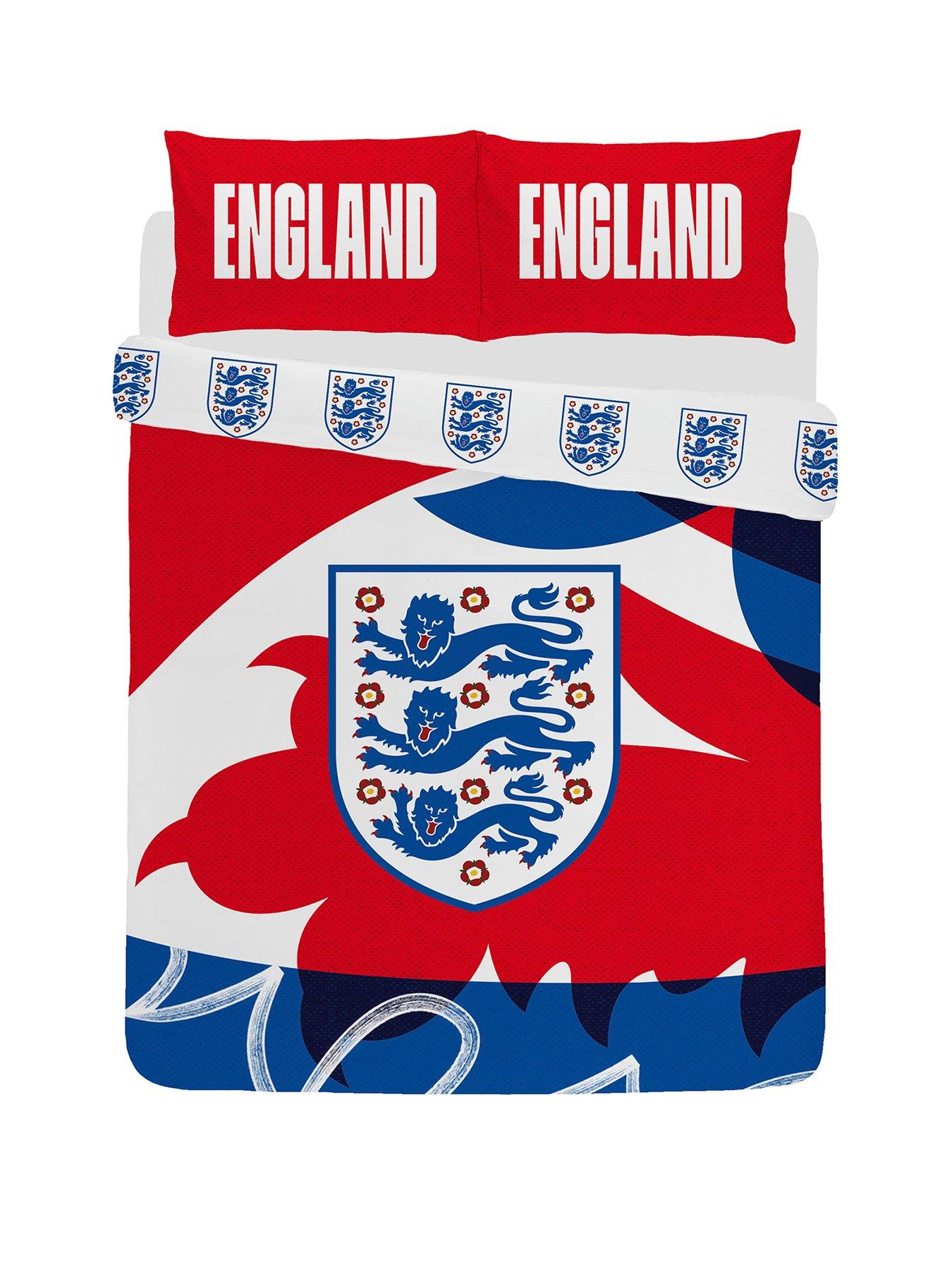 england-be-bold-double-dvt-200x200-50x75cm2stillFront