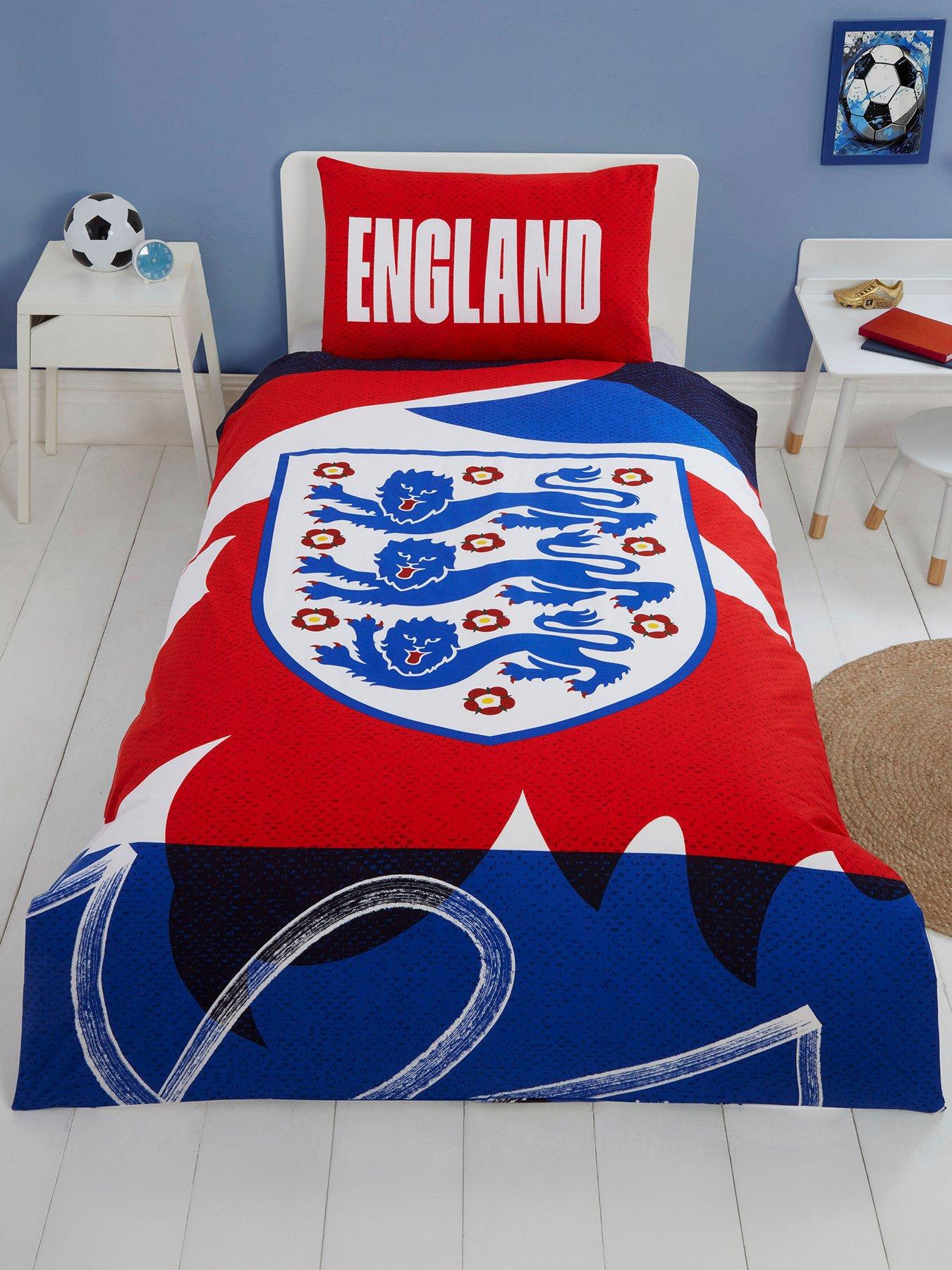 england-be-bold-double-dvt-200x200-50x75cm2back