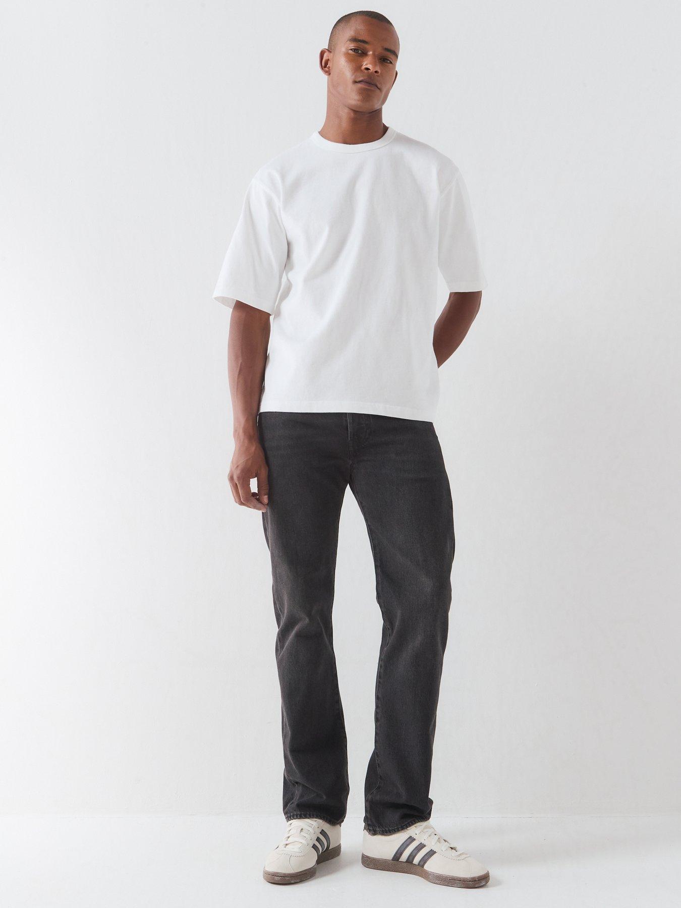 Image 3 of 6 of Levi's Men's Loose Fit Heavyweight Short Sleeve T-Shirt - White