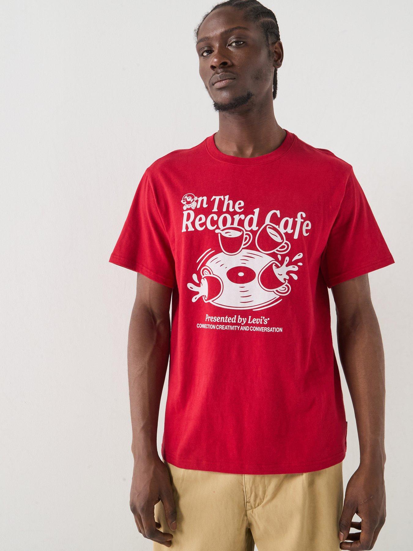 Levi's Short Sleeve Relaxed Fit T-Shirt - Red