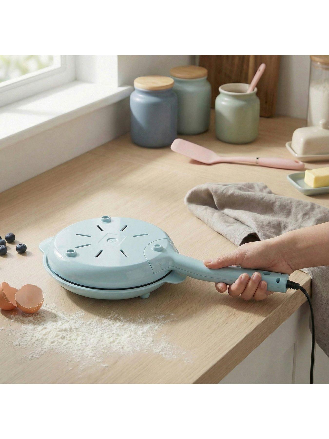 giles-posner-gp-handheld-pancake-makeroutfit