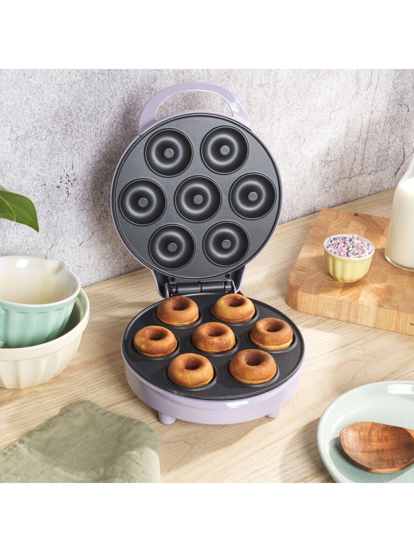 giles-posner-gp-7pc-doughnut-maker-purpleback