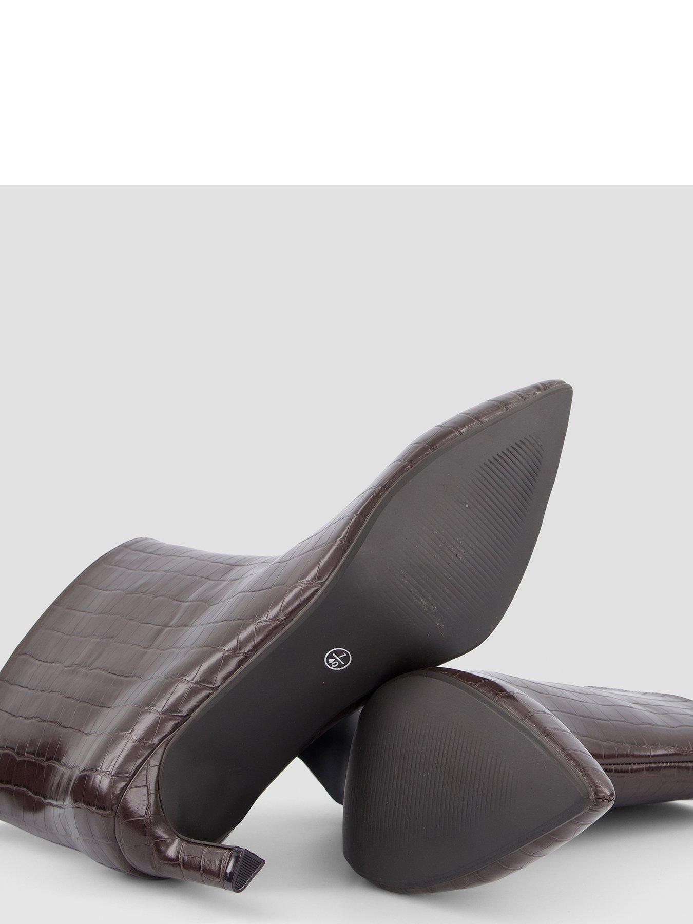 Image 4 of 7 of The Very Collection Womens Pointed Toe Croc-Effect Ankle Boots - Brown