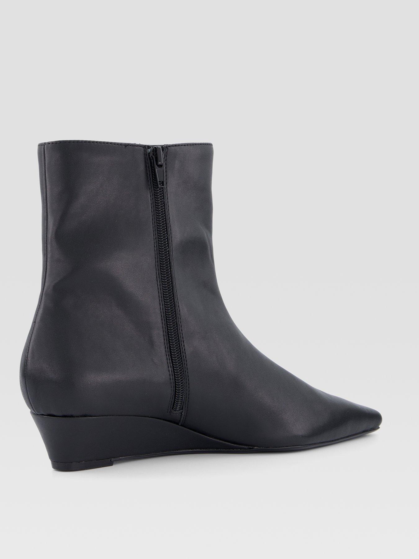 Image 6 of 7 of The Very Collection Womens Pointed Toe Wedge Ankle Boot - Black