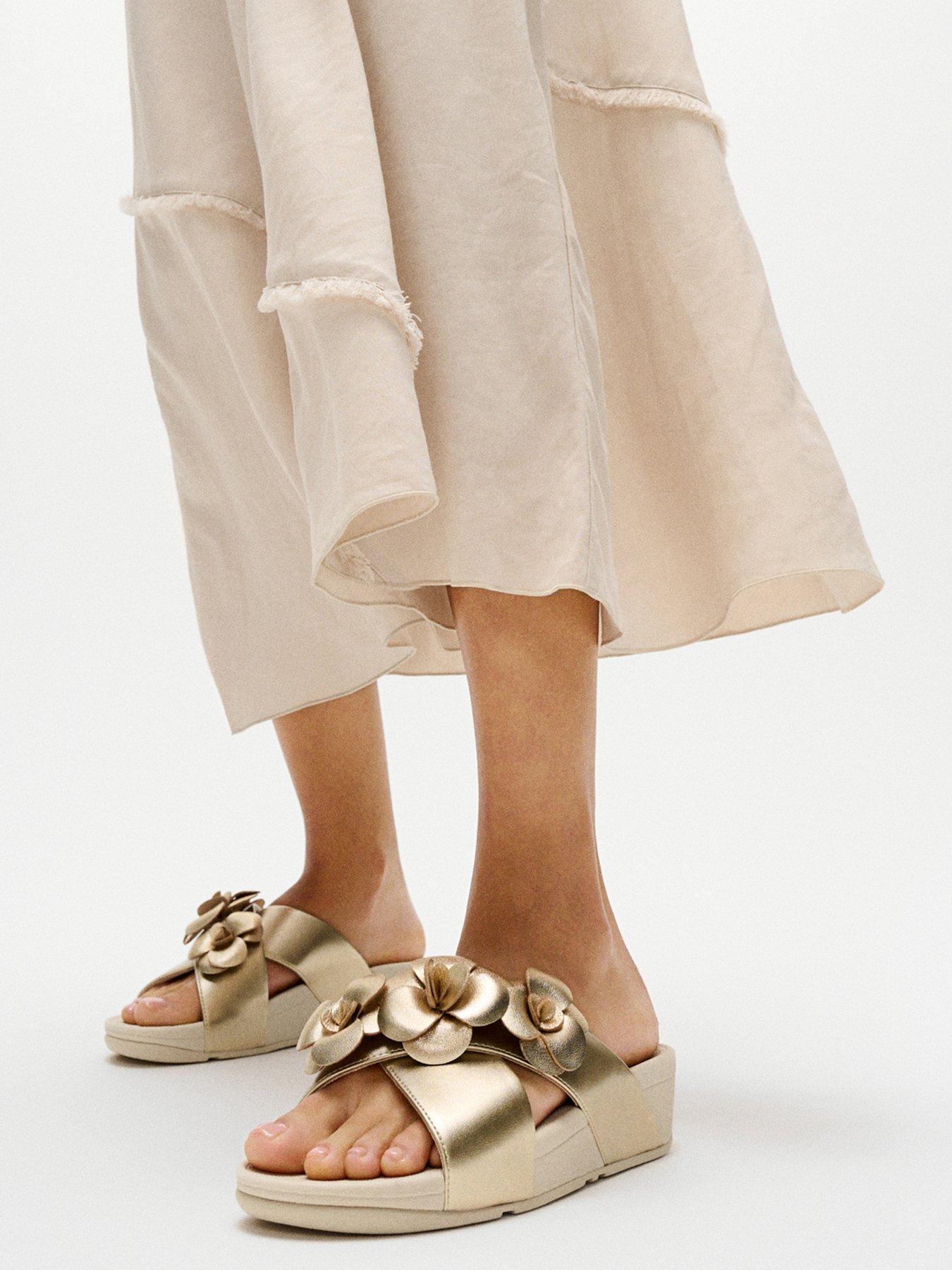 FitFlop Lulu Flower Cross Slides