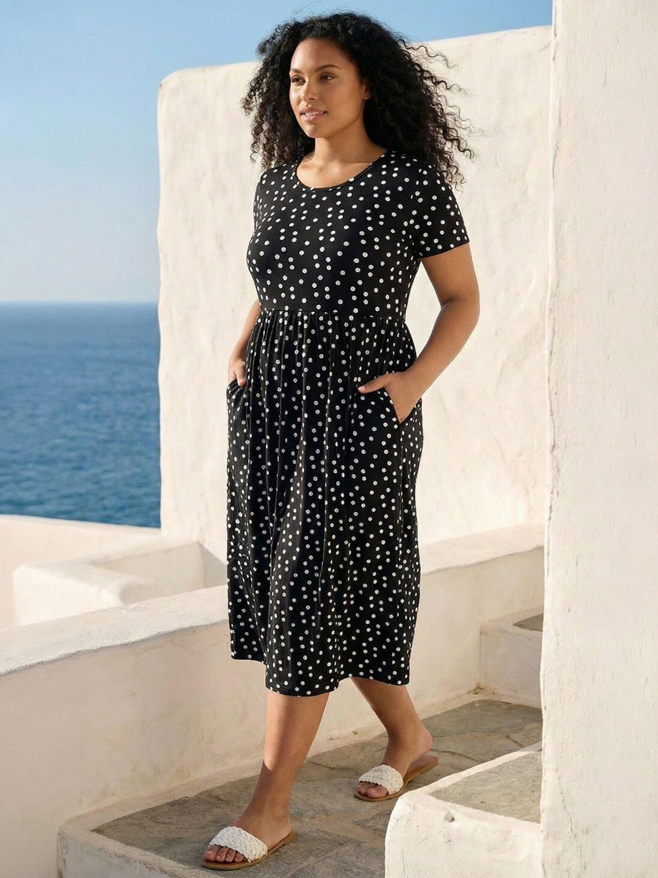 romans dresses plus size Curvy Roman Dresses Plus Size Dresses For Curvy Women Roman UK Embrace the divine allure of ancient history with this beautiful Roman Goddess Costume Plus Size Raven Romance Maxi