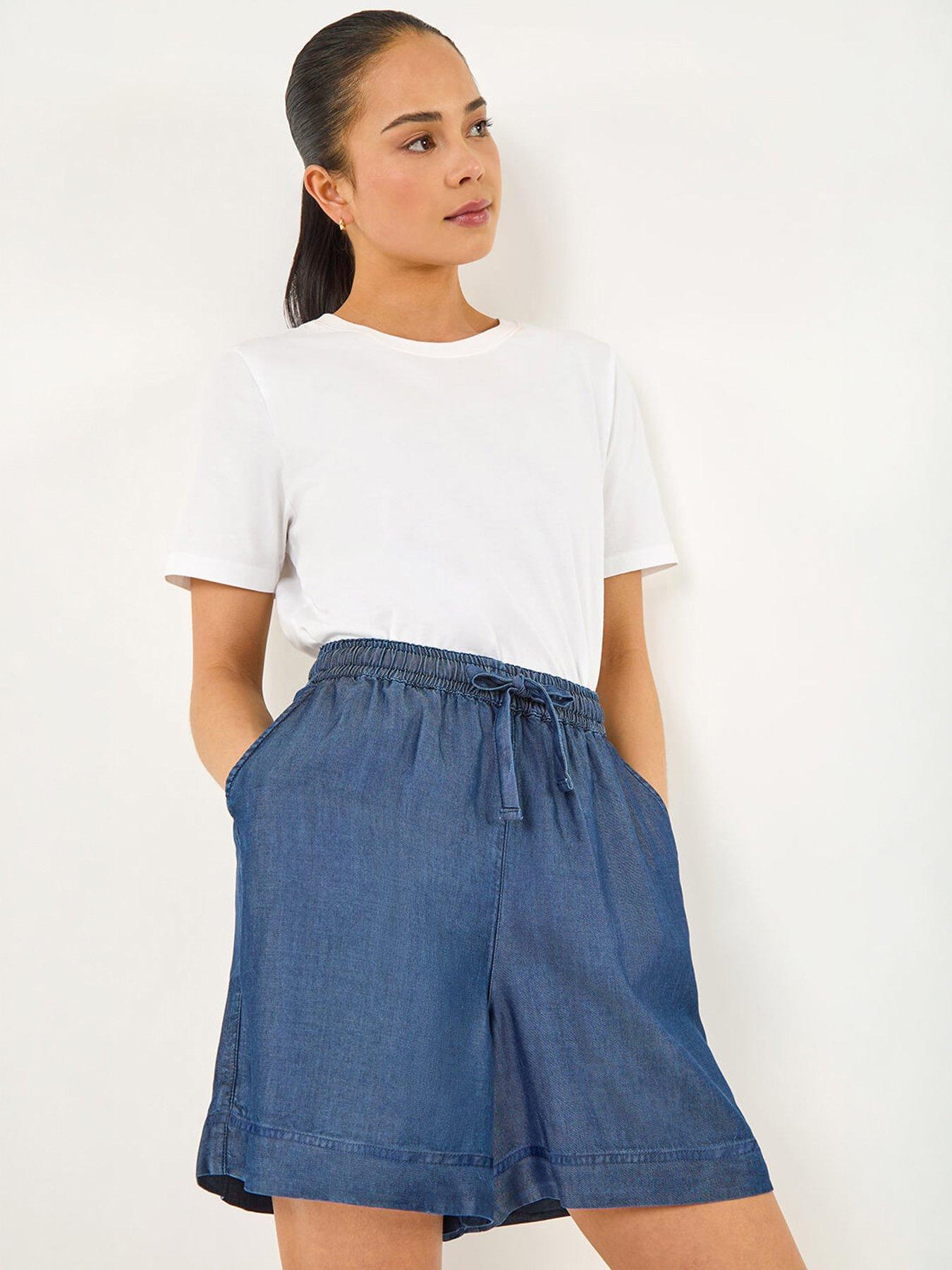 Image 4 of 5 of Roman Petite Elasticated Waist Shorts