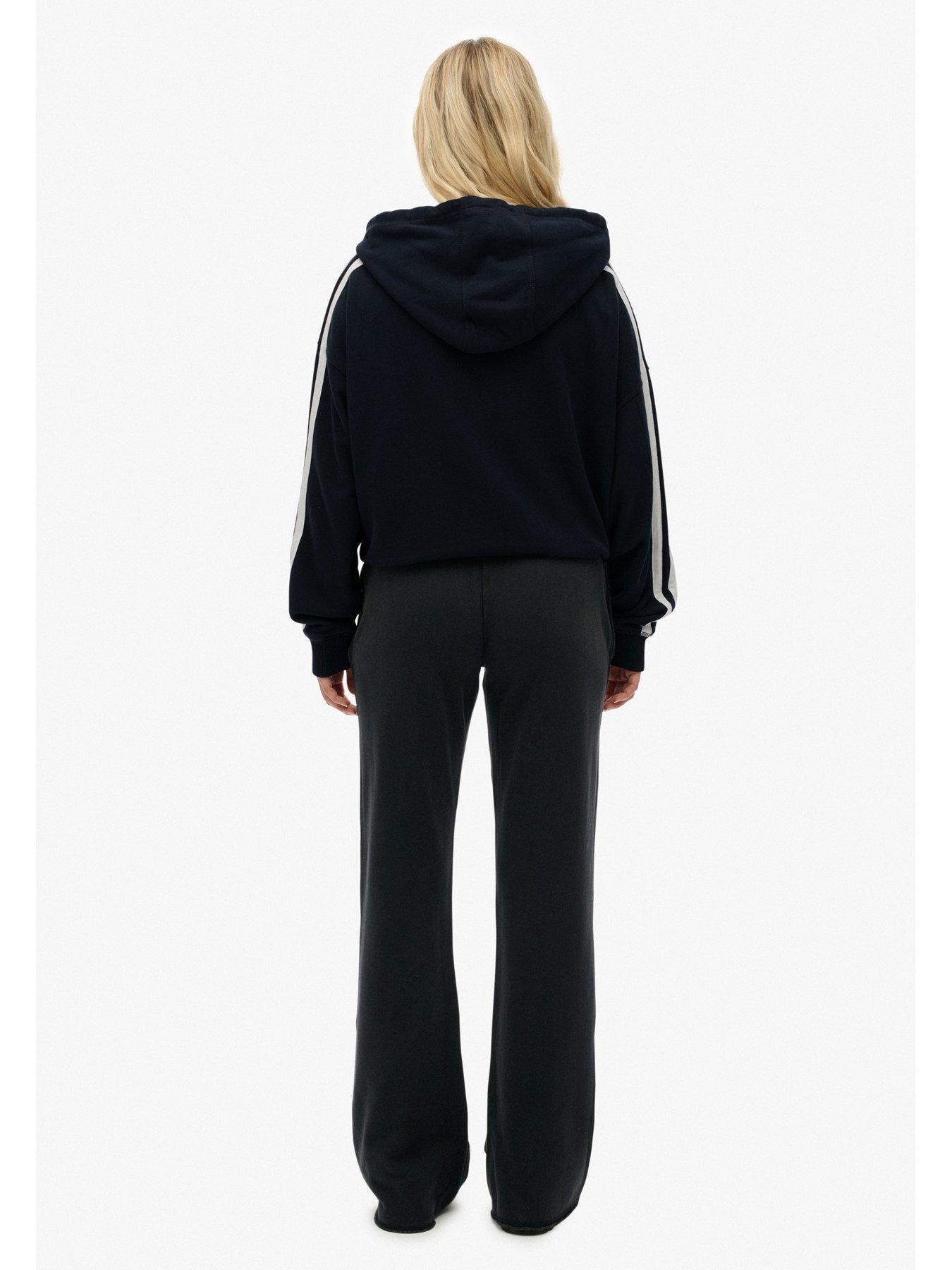 Image 4 of 7 of Superdry Athletic Emb Flare Jogger - Navy