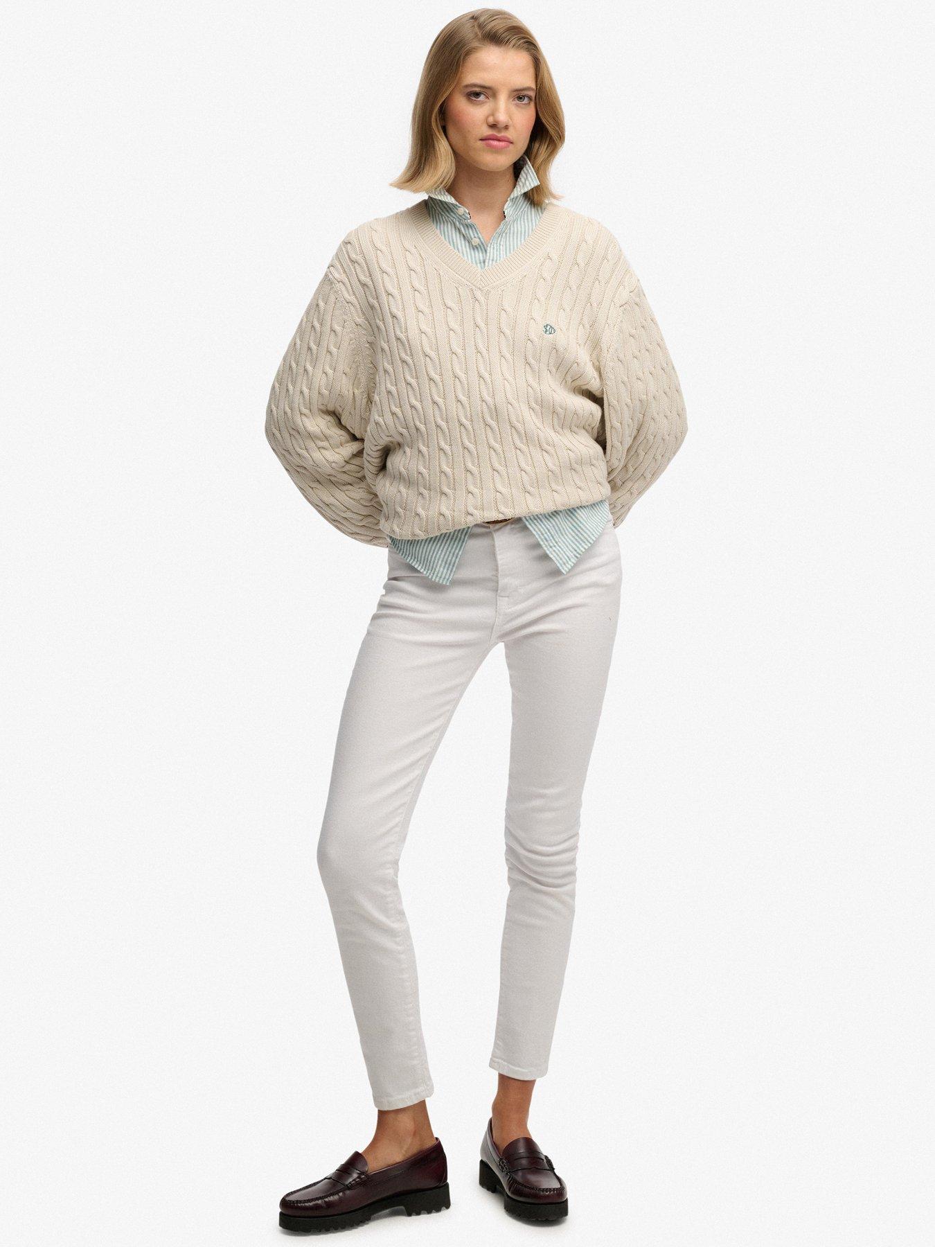 superdry-oversized-cable-v-neck-jumper-beigeback