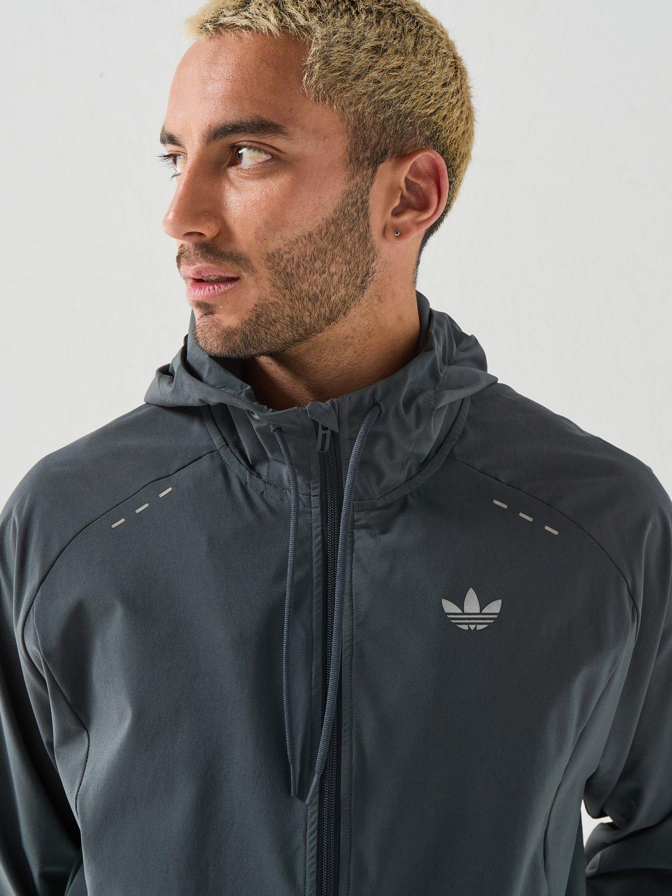 Image 4 of 6 of adidas Originals TECH TREFOIL ESSENTIALS WINDBREAKER - Night Grey