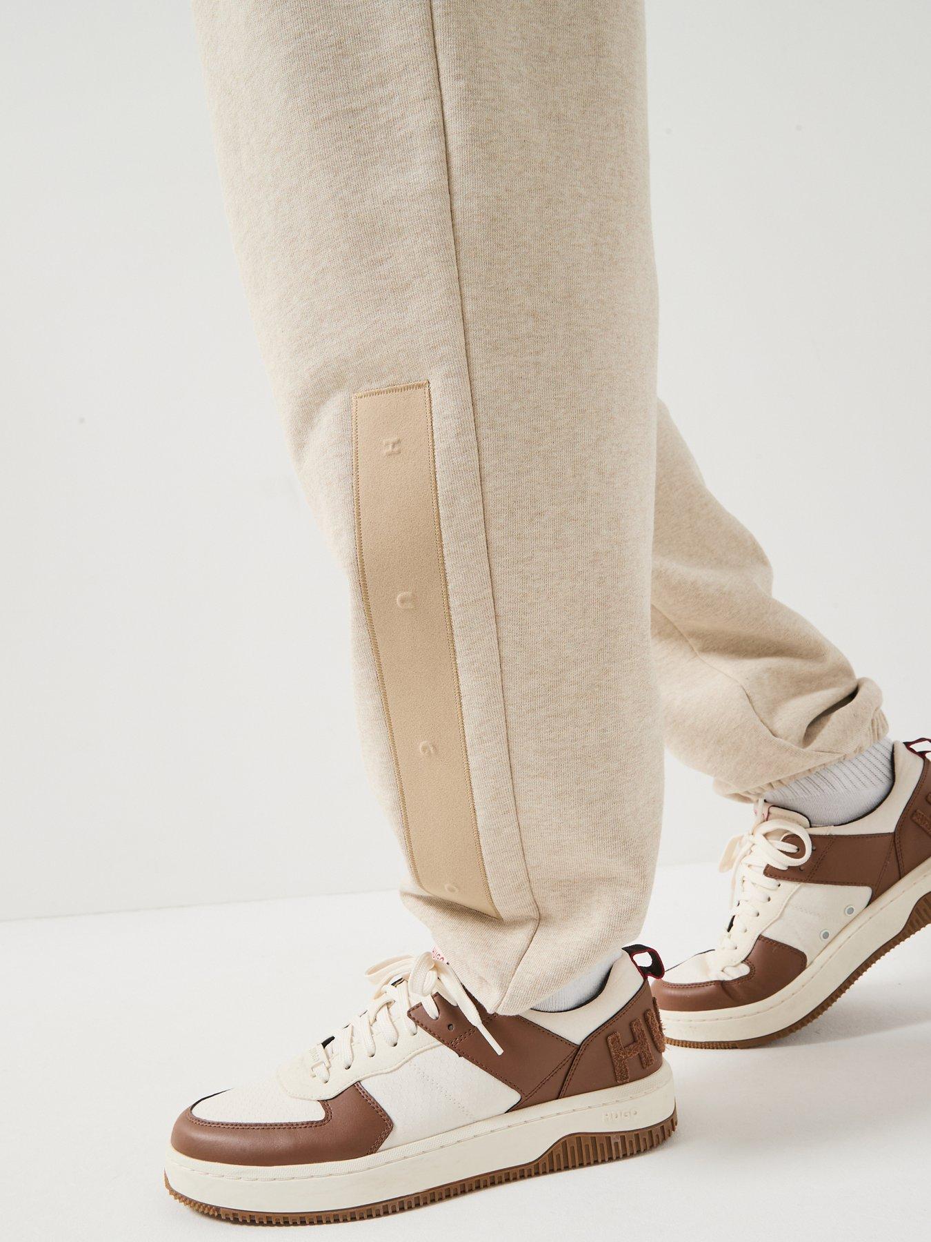 Image 4 of 6 of HUGO Dalipant Tonal Logo Joggers - Light Beige