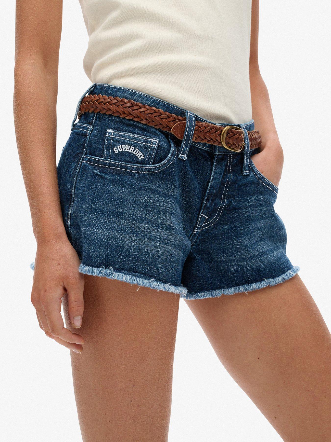 superdry-low-rise-denim-hot-shortsoutfit