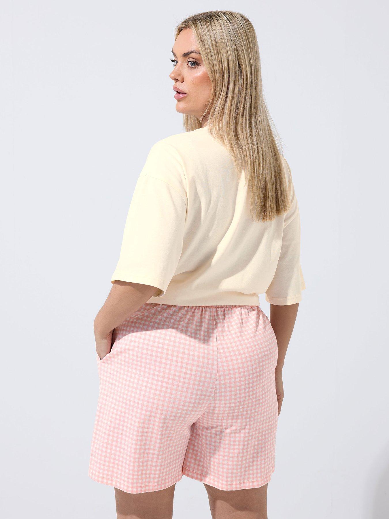 Image 2 of 5 of Yours Curve Gingham Jersey Shorts Co-Ord - Pink