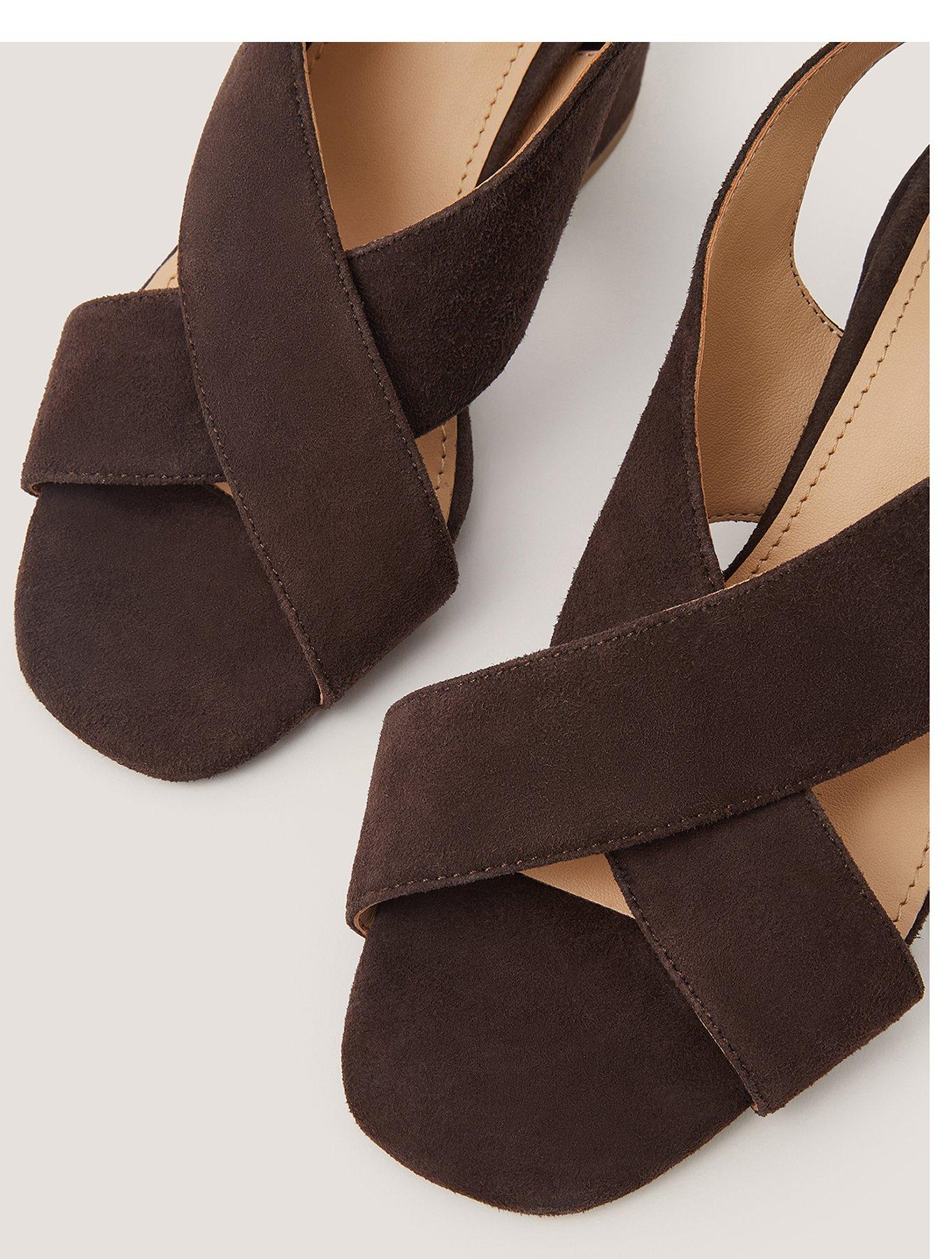 monsoon-cally-cross-front-sandaloutfit