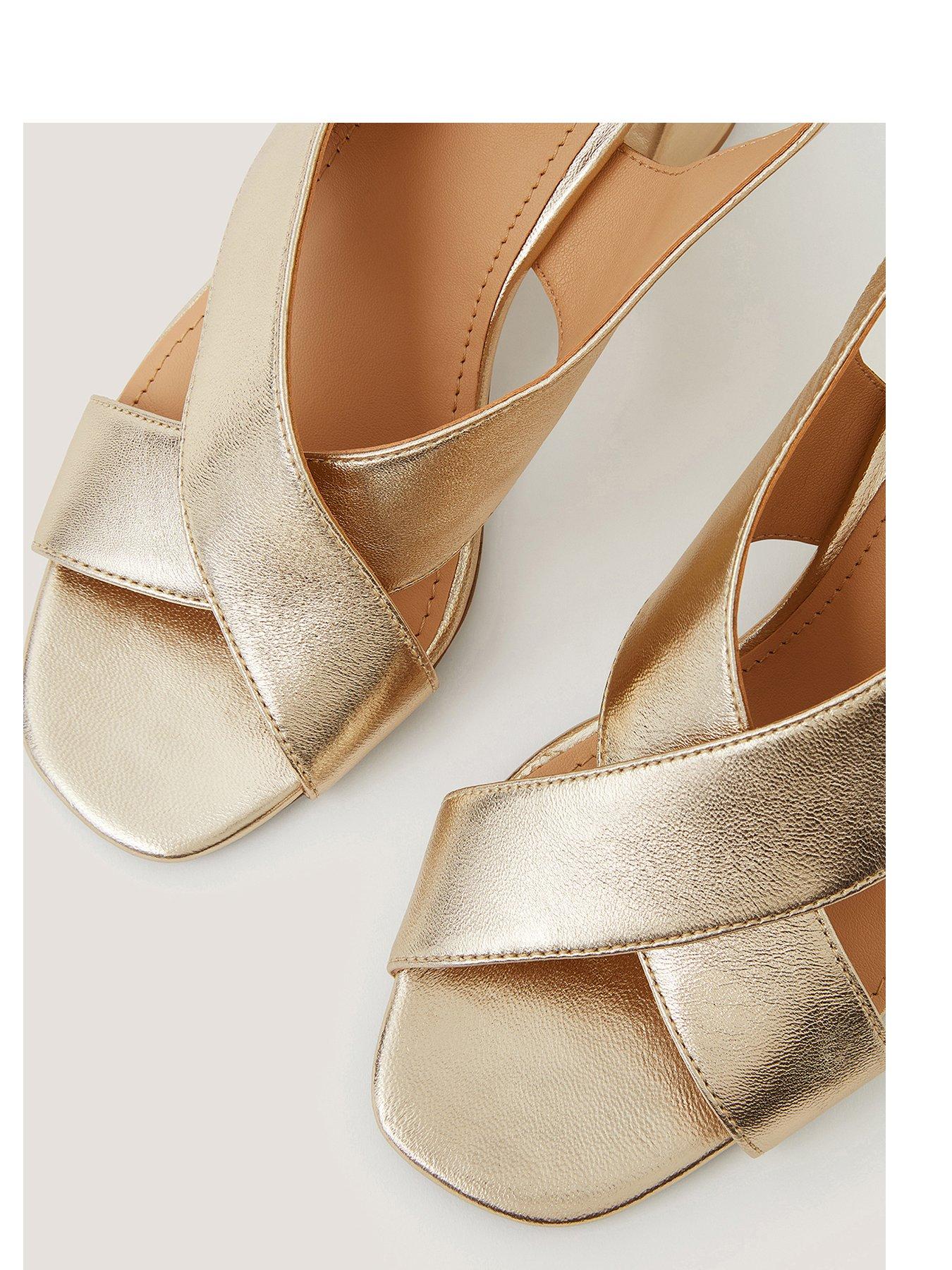 monsoon-cally-cross-front-sandaloutfit