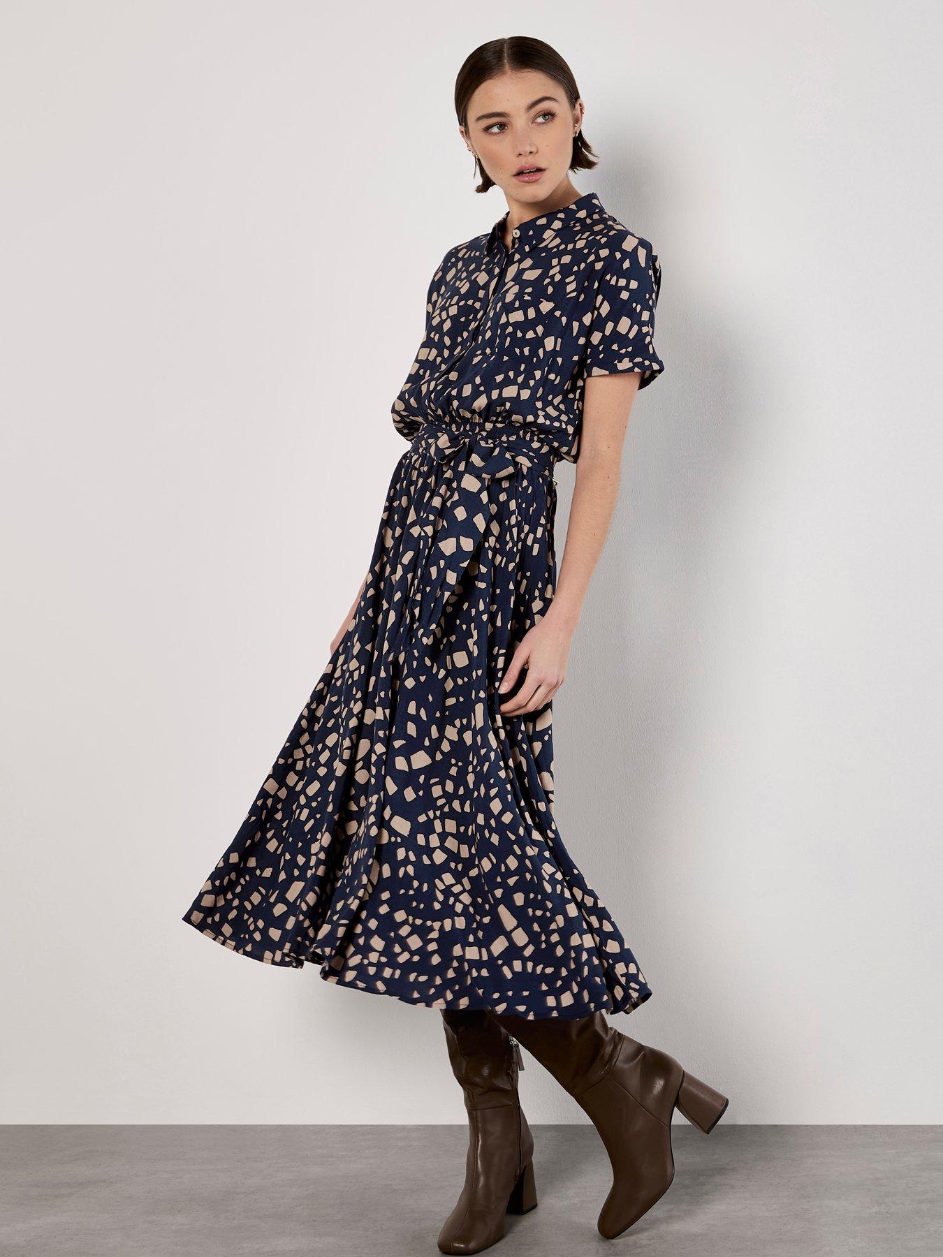 apricot-scattered-squares-midi-dressfront