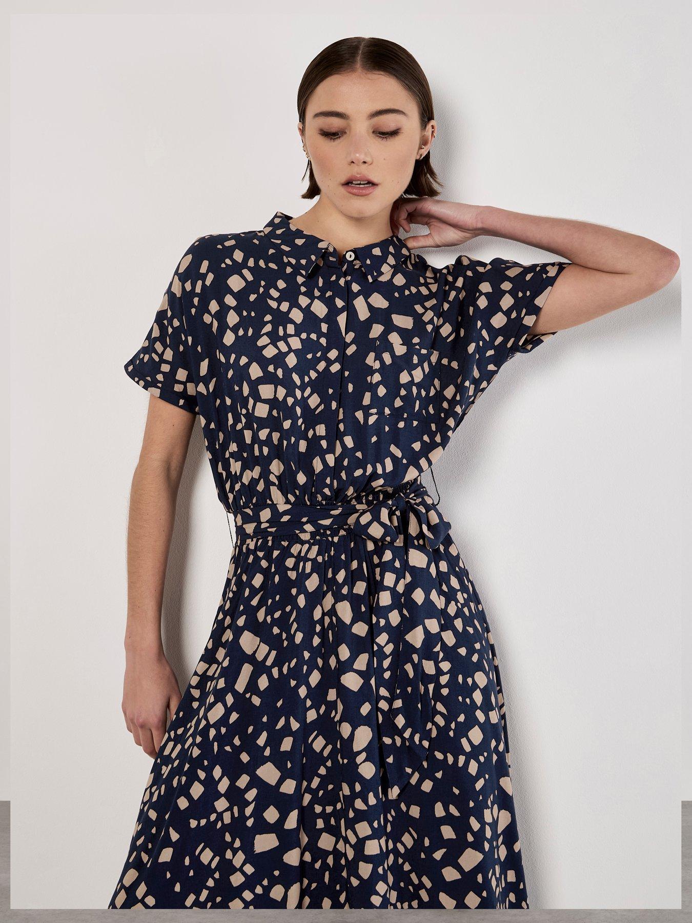 apricot-scattered-squares-midi-dressback
