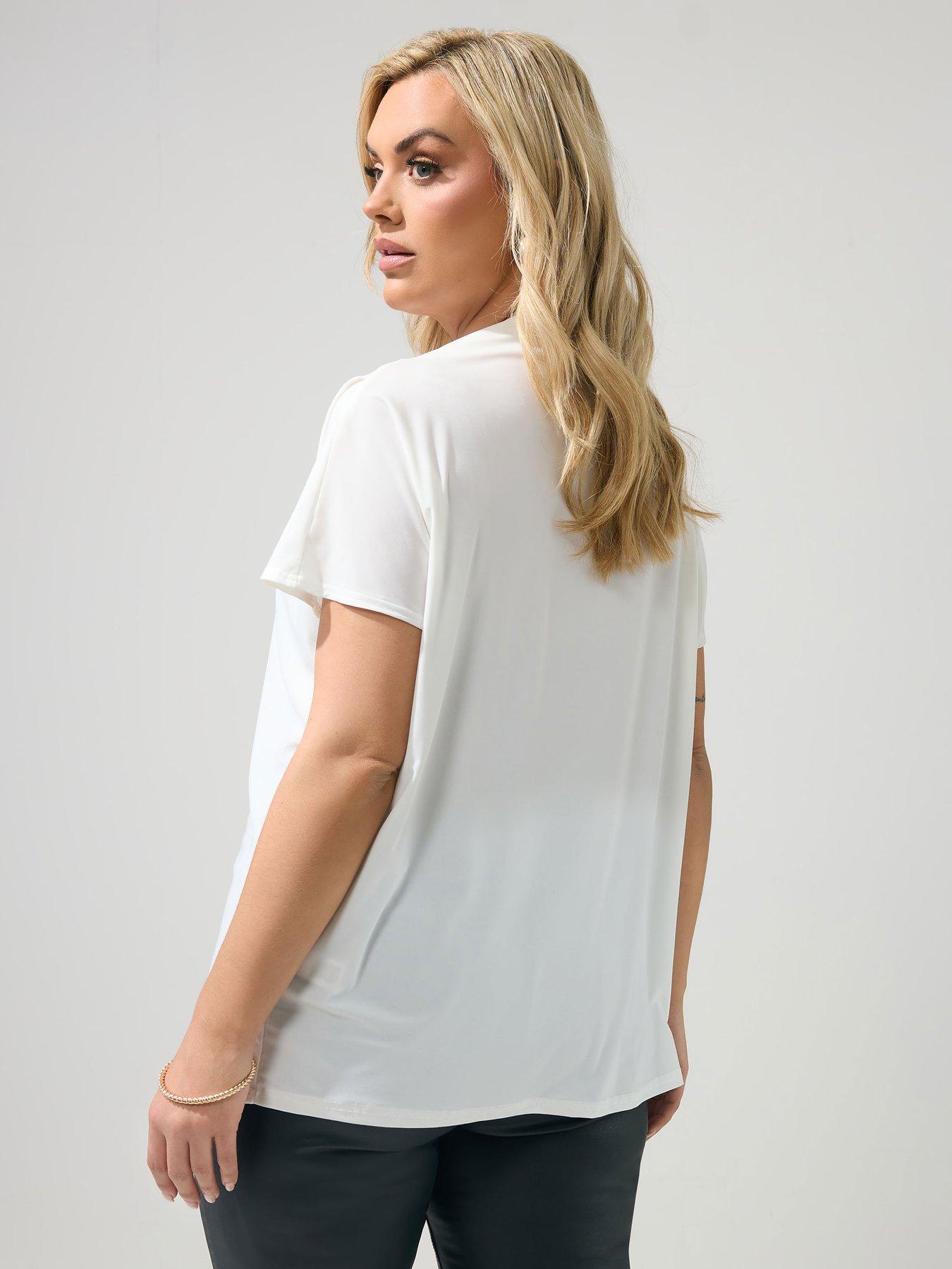 yours-curve-pleat-detail-shoulder-topstillFront