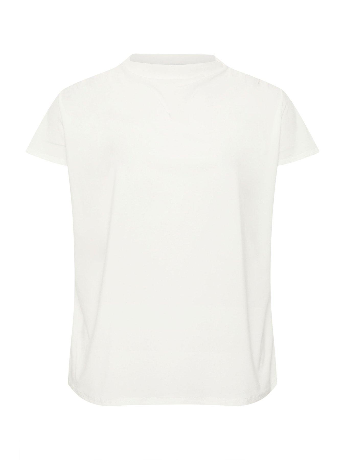 yours-curve-pleat-detail-shoulder-topdetail