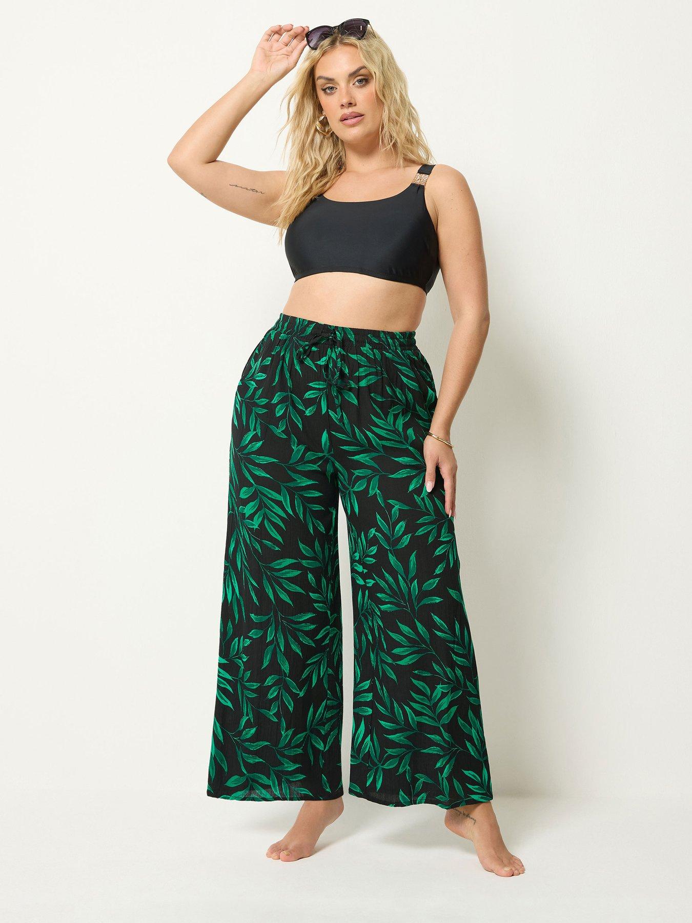 Image 3 of 4 of Yours Curve Leaf Print Wide Leg Crinkle Trousers - Black