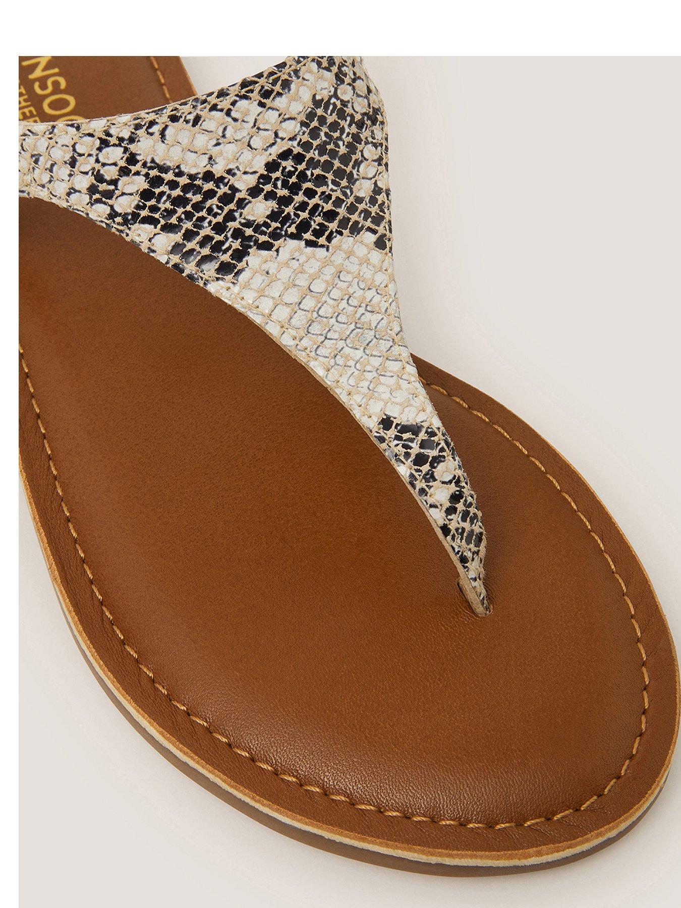 monsoon-immy-animal-toe-postoutfit