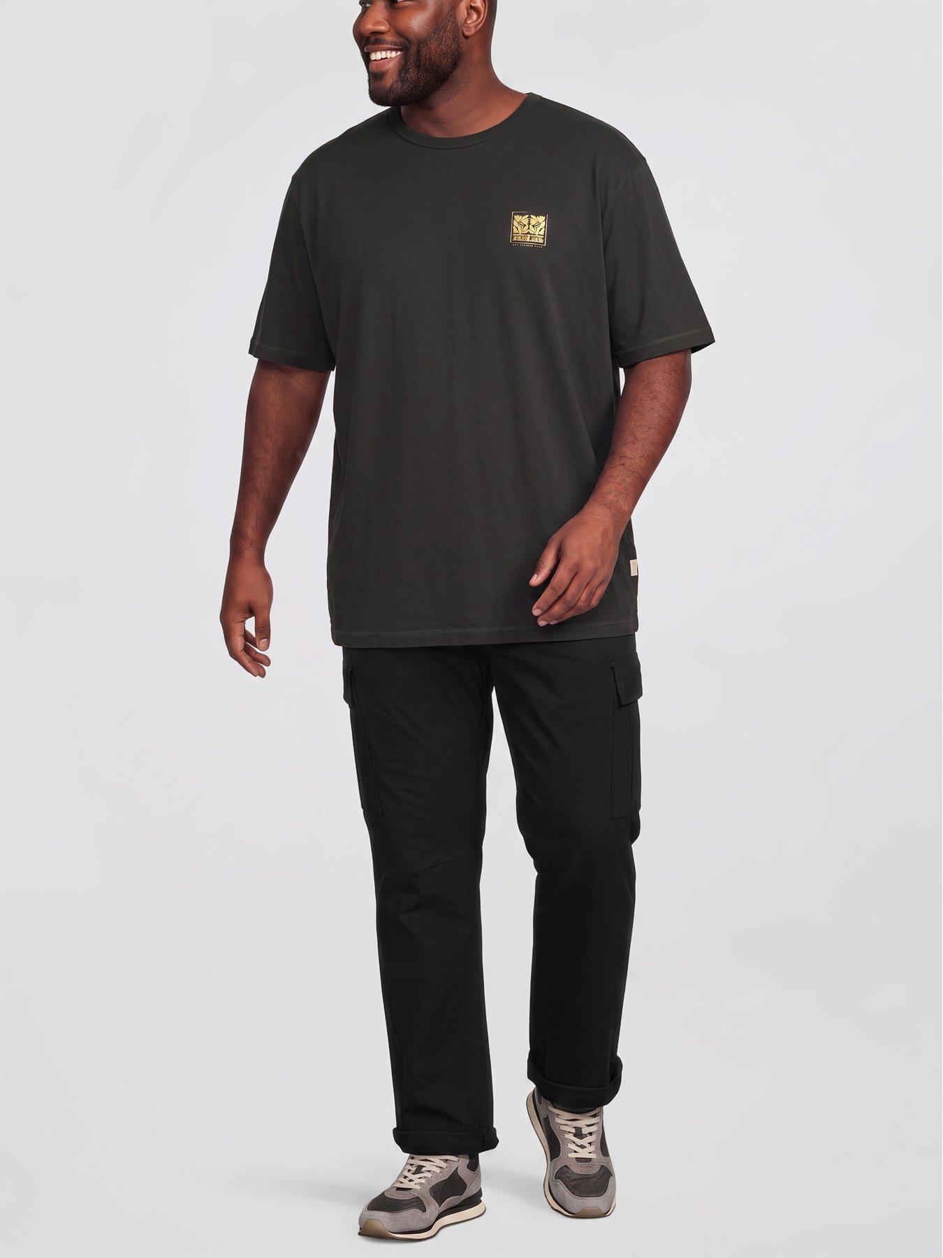 Image 3 of 5 of Jack & Jones Jack &amp; Jones Plus Salamanco Back Graphic T-Shirt