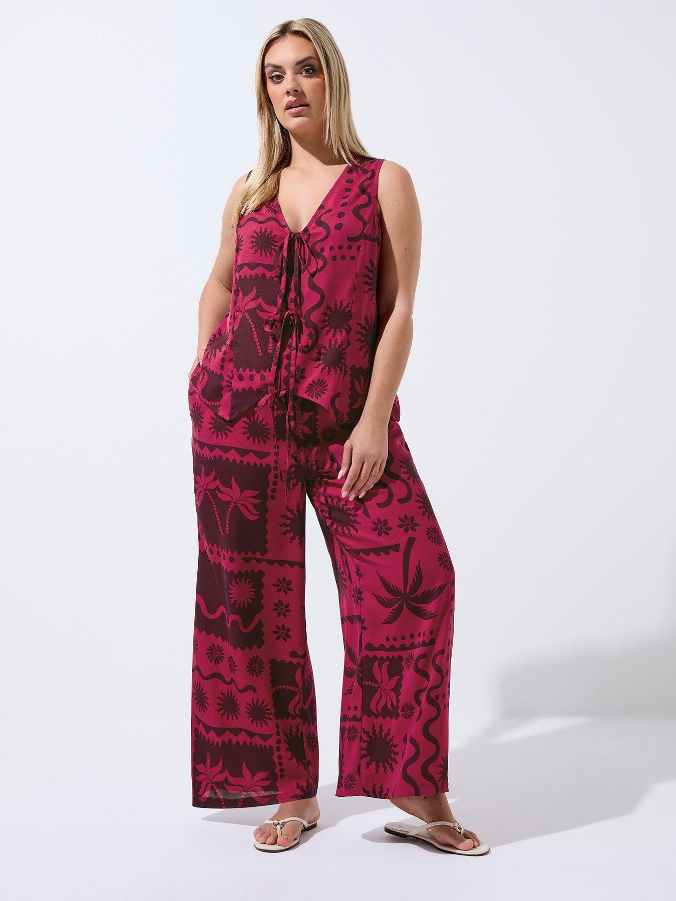 Image 3 of 4 of Yours Curve Sun Print Tie Vest Co-Ord - Red