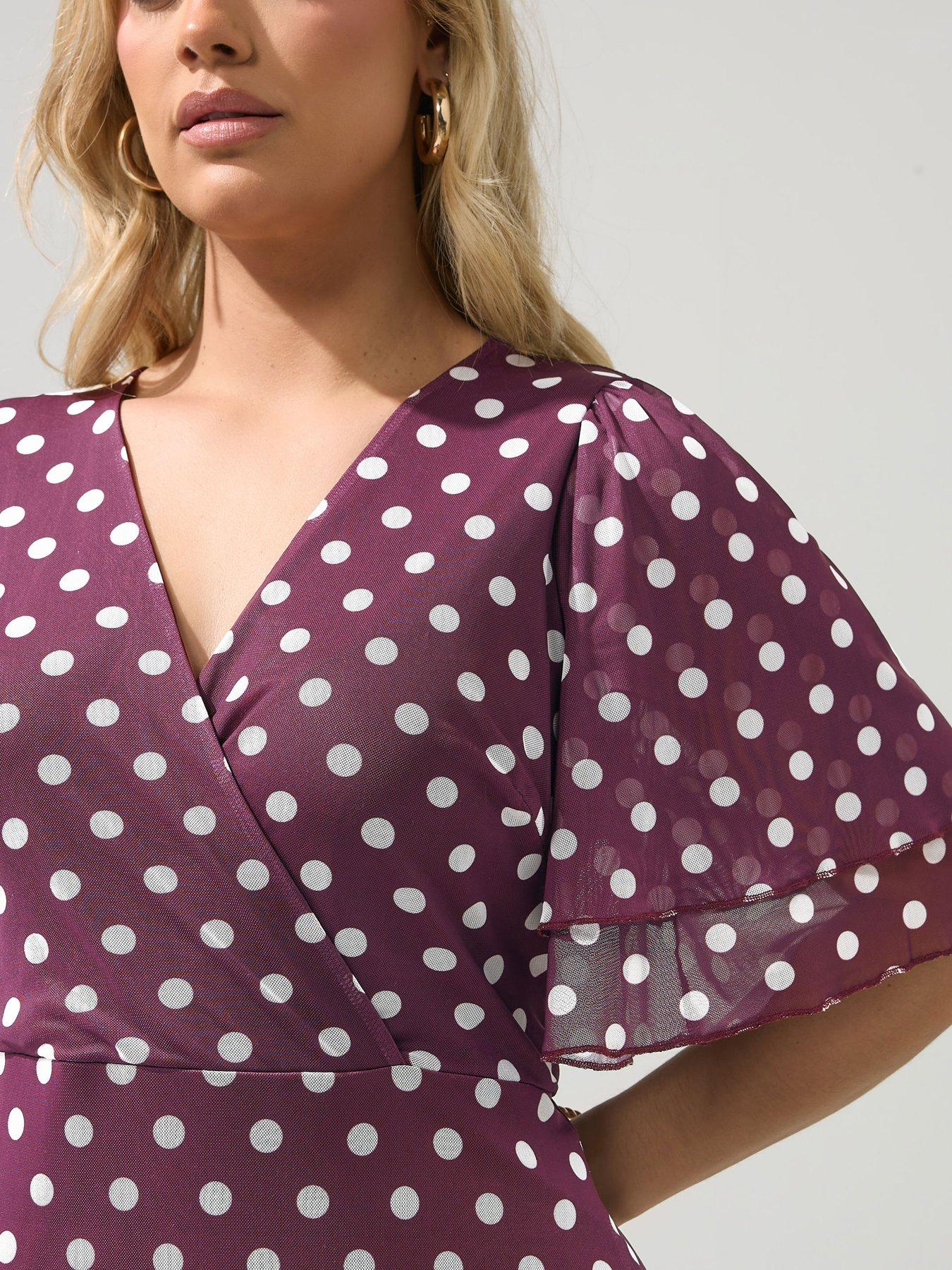 yours-curve-polkdot-mesh-wrap-ruffle-dressoutfit