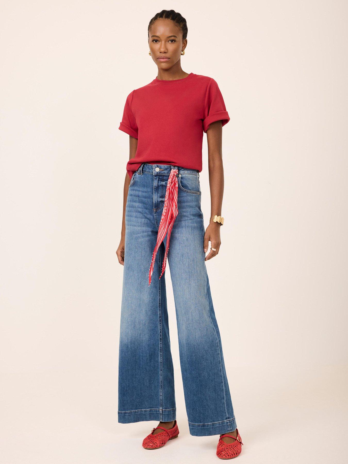 mint-velvet-red-ultimate-cotton-t-shirtoutfit