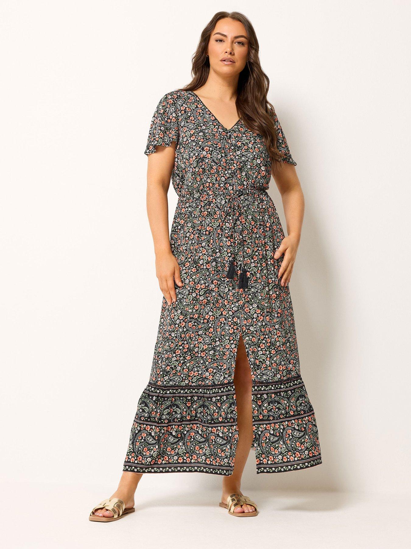 Image 3 of 5 of Yours Curve Ditsy Print Gypsy Border Maxi Dress - Black