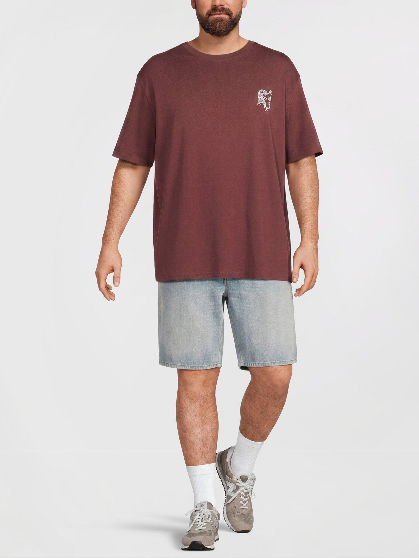 Image 3 of 5 of Jack & Jones Plus Boye T-Shirt - Bitter Chocolate