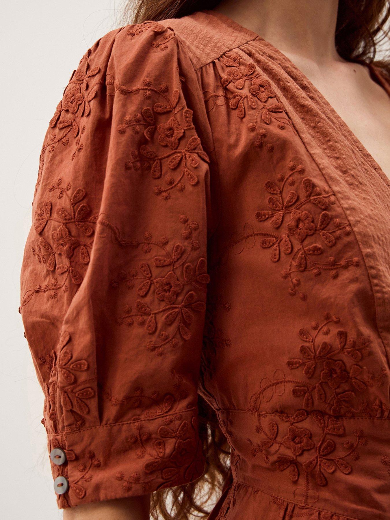 monsoon-harika-emb-dressdetail