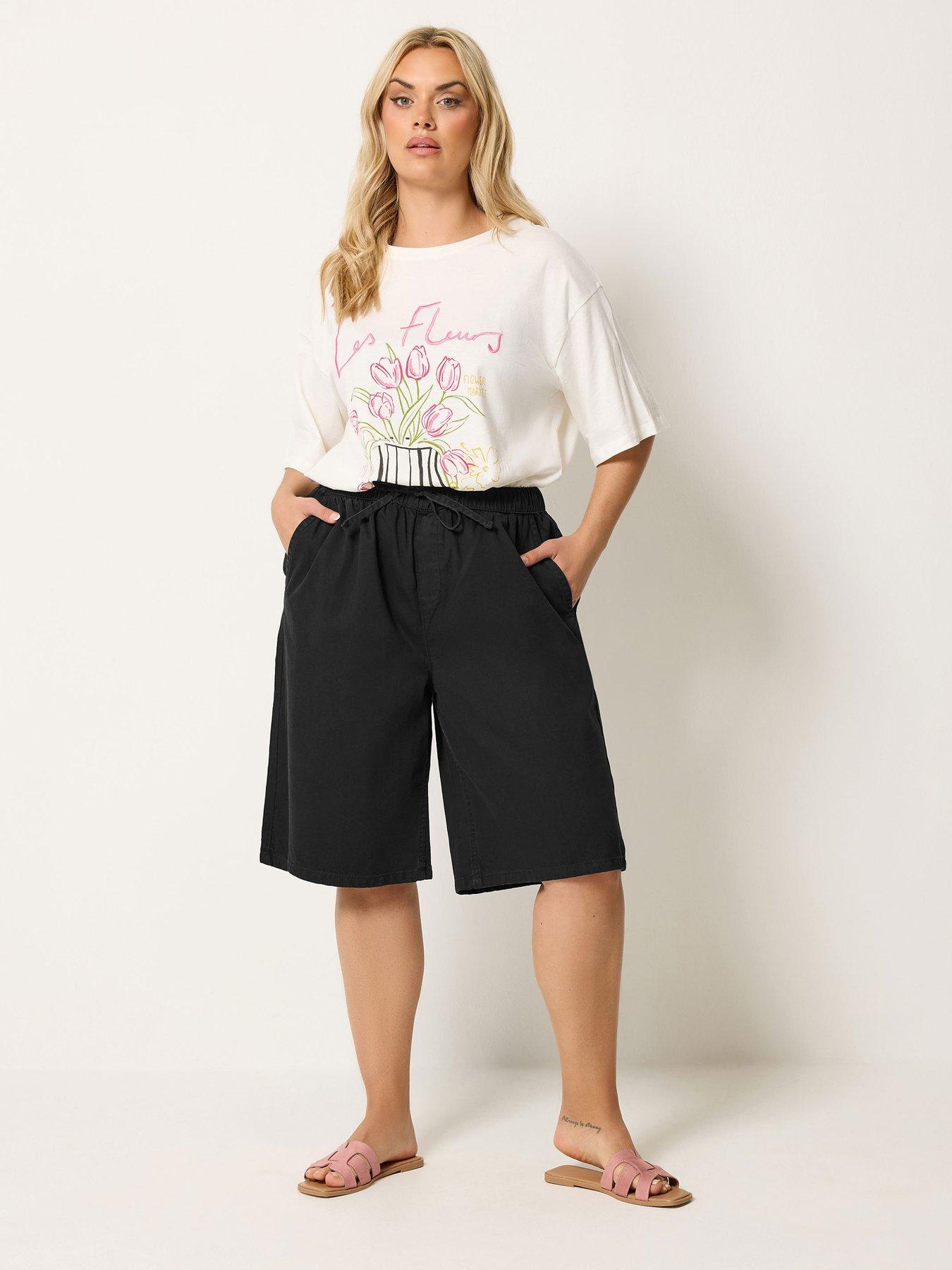 Image 3 of 4 of Yours Curve Pull On Denim Jort - Black