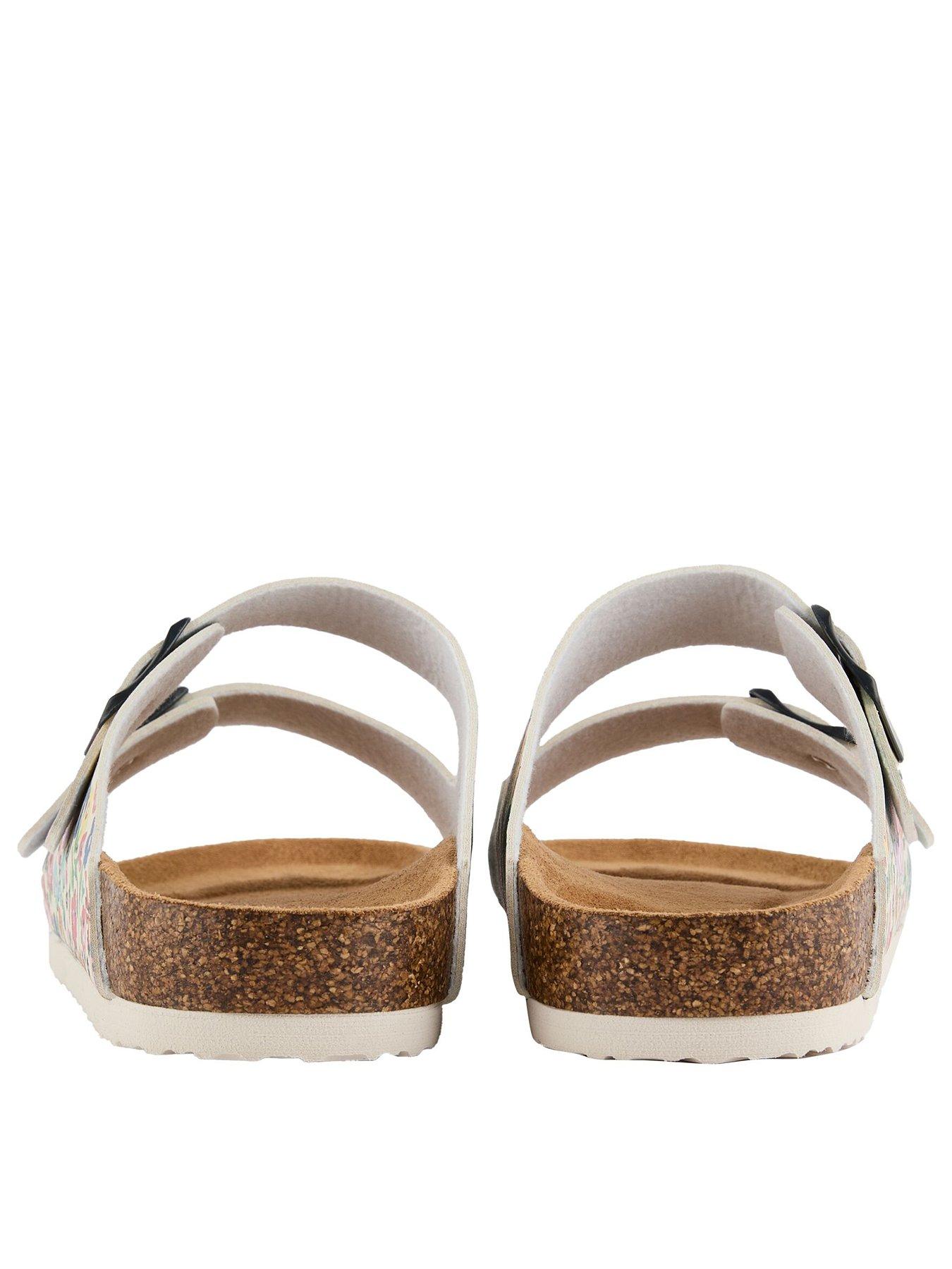 Image 4 of 6 of Regatta Ladiesd Cath Kidston 2 Strap Sandal - Harmony Ditsy
