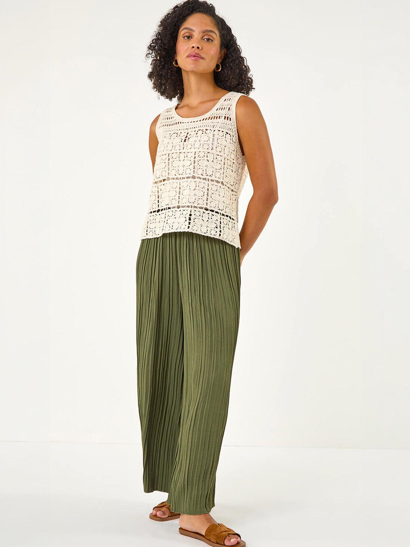 Image 5 of 5 of Roman Crochet Knit Vest - Cream