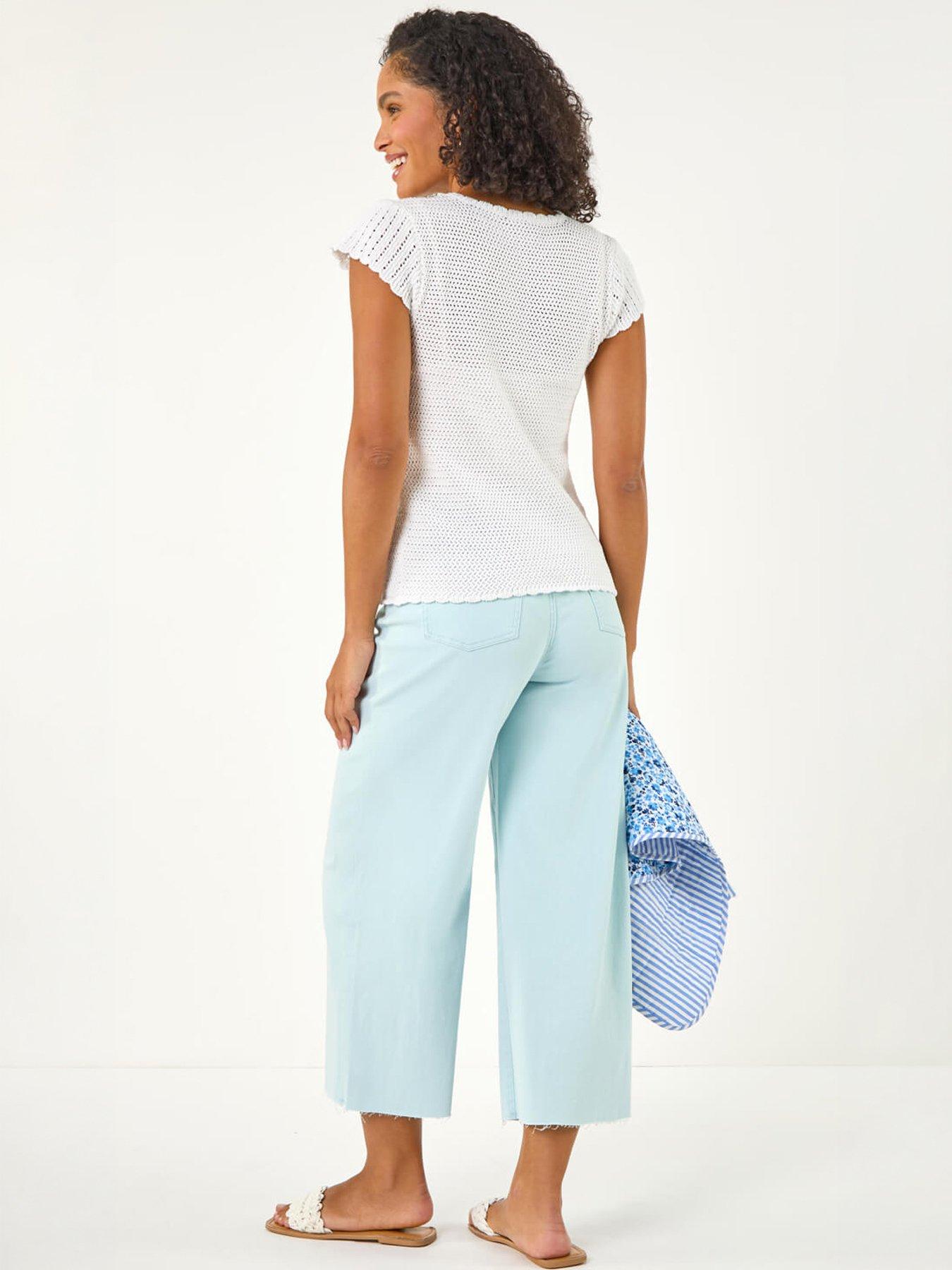 roman-crochet-broiderie-knit-topoutfit