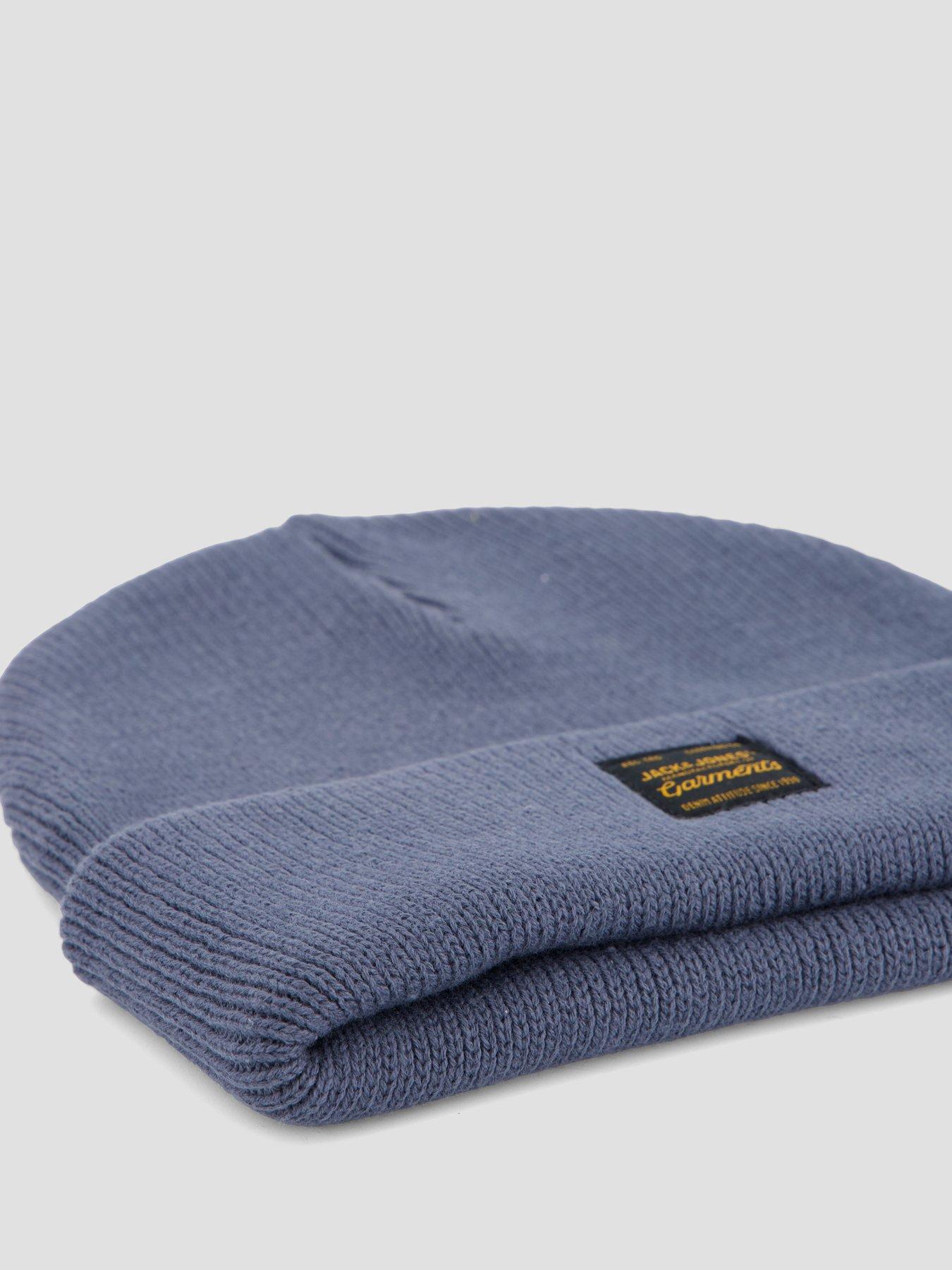Image 4 of 5 of Jack & Jones Jack &amp; Jones Attitude Regular Beanie