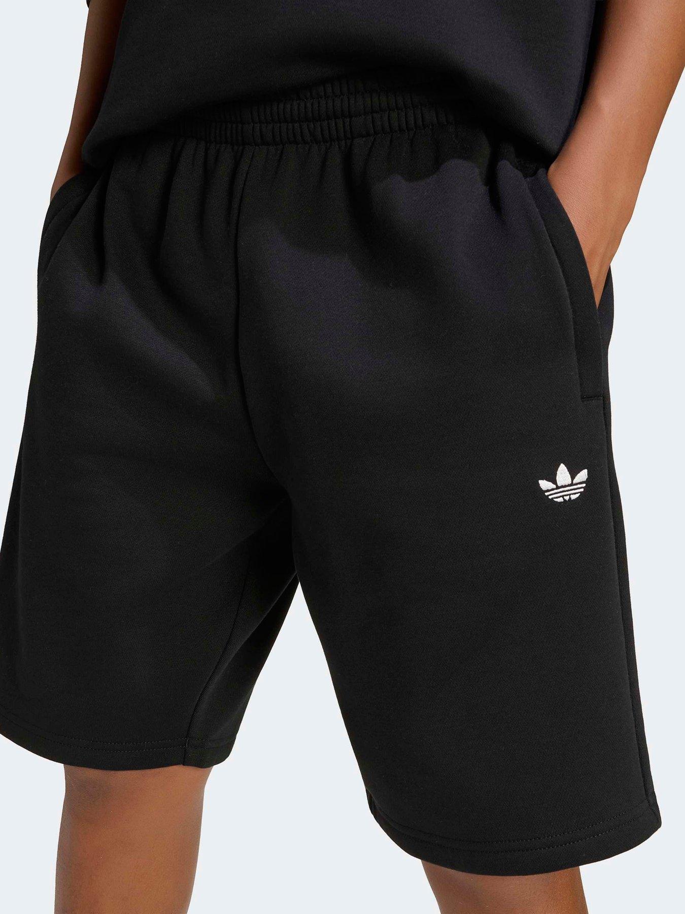 Image 7 of 7 of adidas Originals Junior Crew Short Set - Black