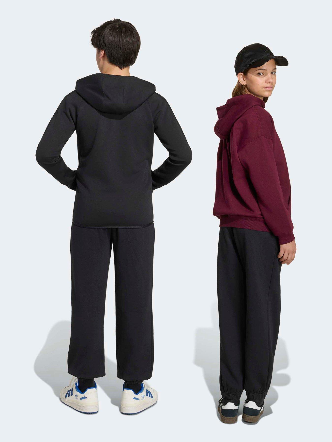 Image 2 of 7 of adidas Originals Junior Oversized Jogger - Black