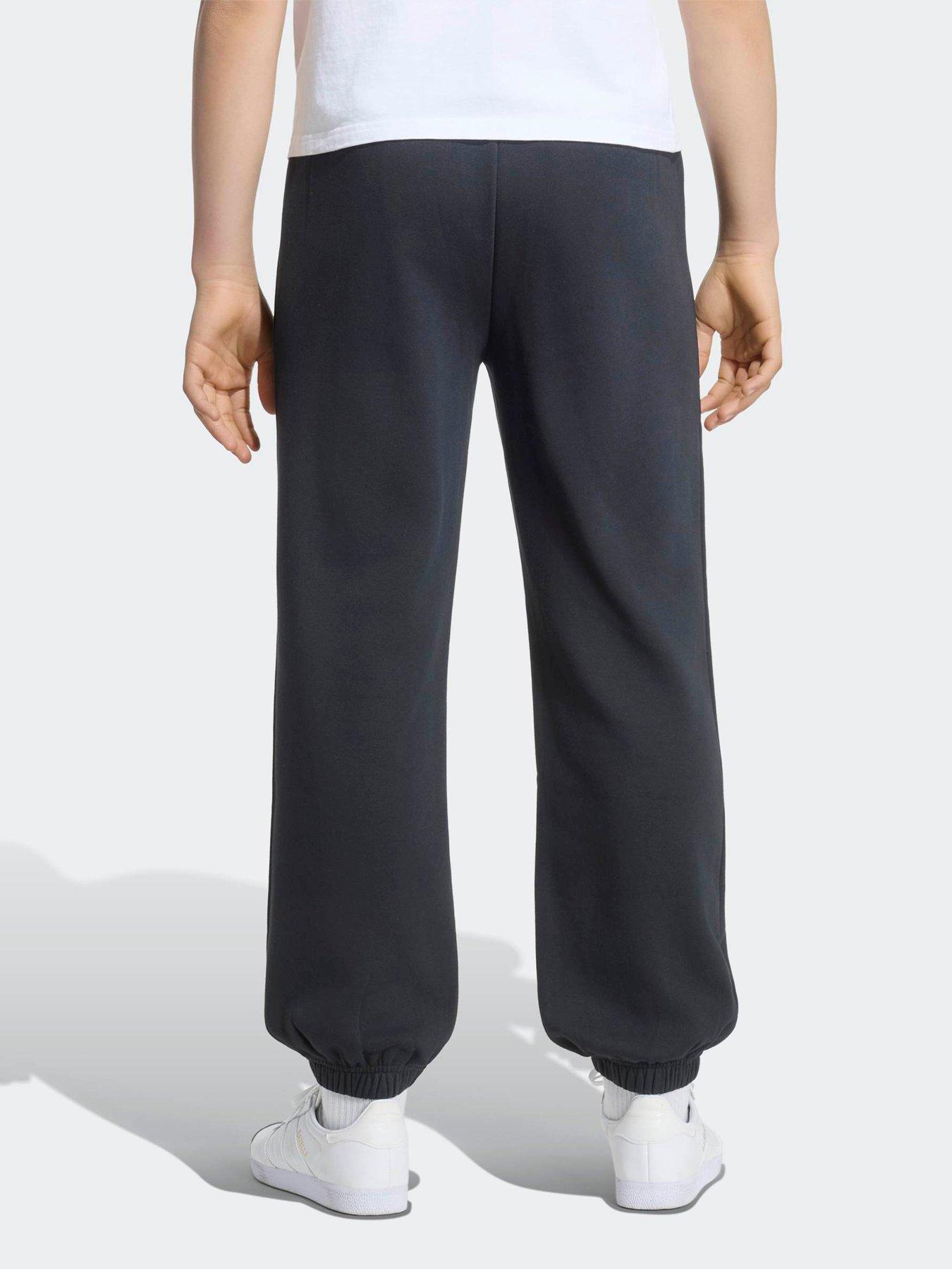 Image 4 of 7 of adidas Originals Junior Oversized Jogger - Black