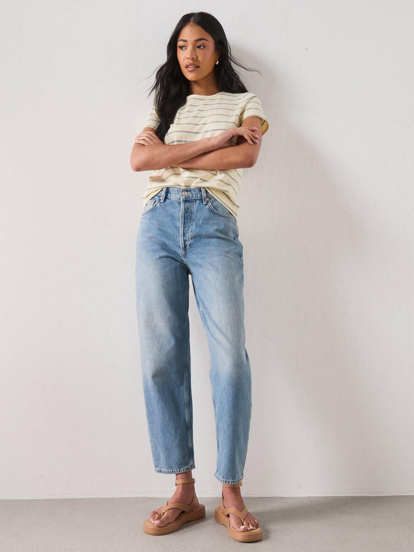 Image 3 of 6 of Mango Starring Hailey Bieber High-Waisted Mom-Fit Jeans - Blue