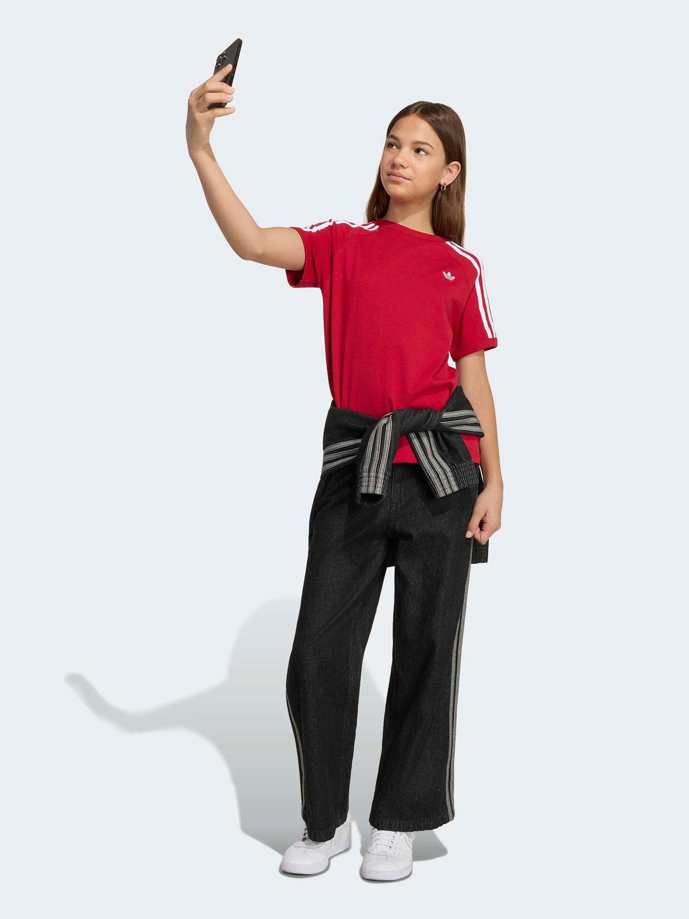Image 3 of 7 of adidas Originals Junior 3 Stripe Tee - Burgundy - Dark Red