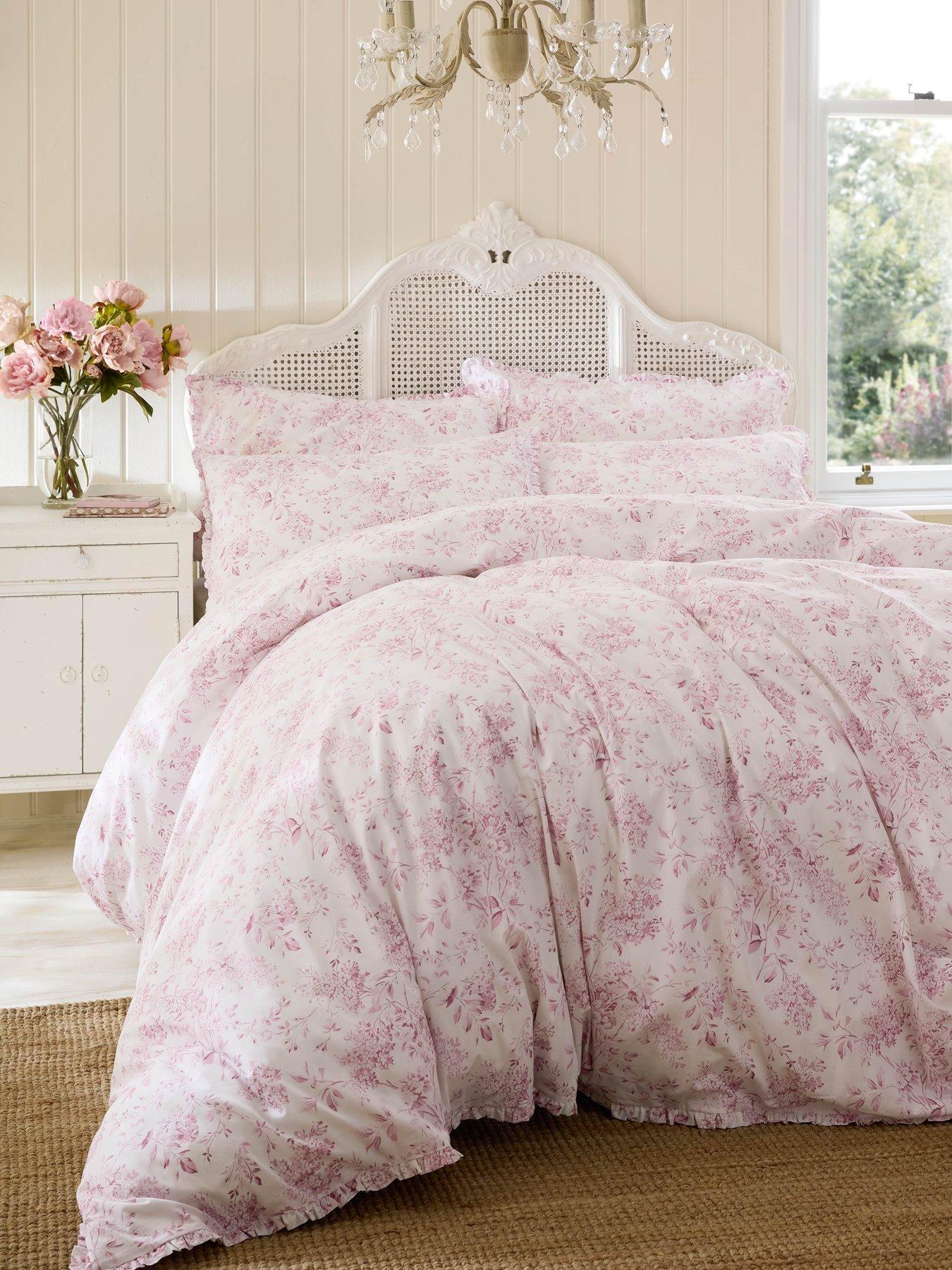 shabby-chic-chelsea-quilt-setfront