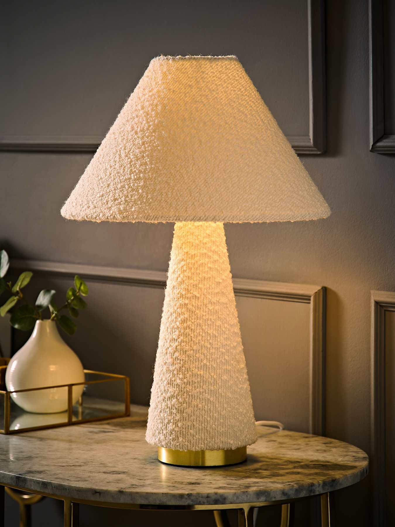 valuelights-martha-conical-cream-boucle-table-lampdetail