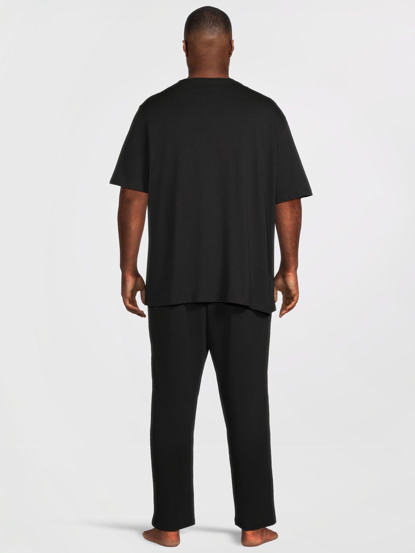Image 2 of 5 of Jack & Jones Plus Everest T-Shirt And Trousers Pyjama Set - Black