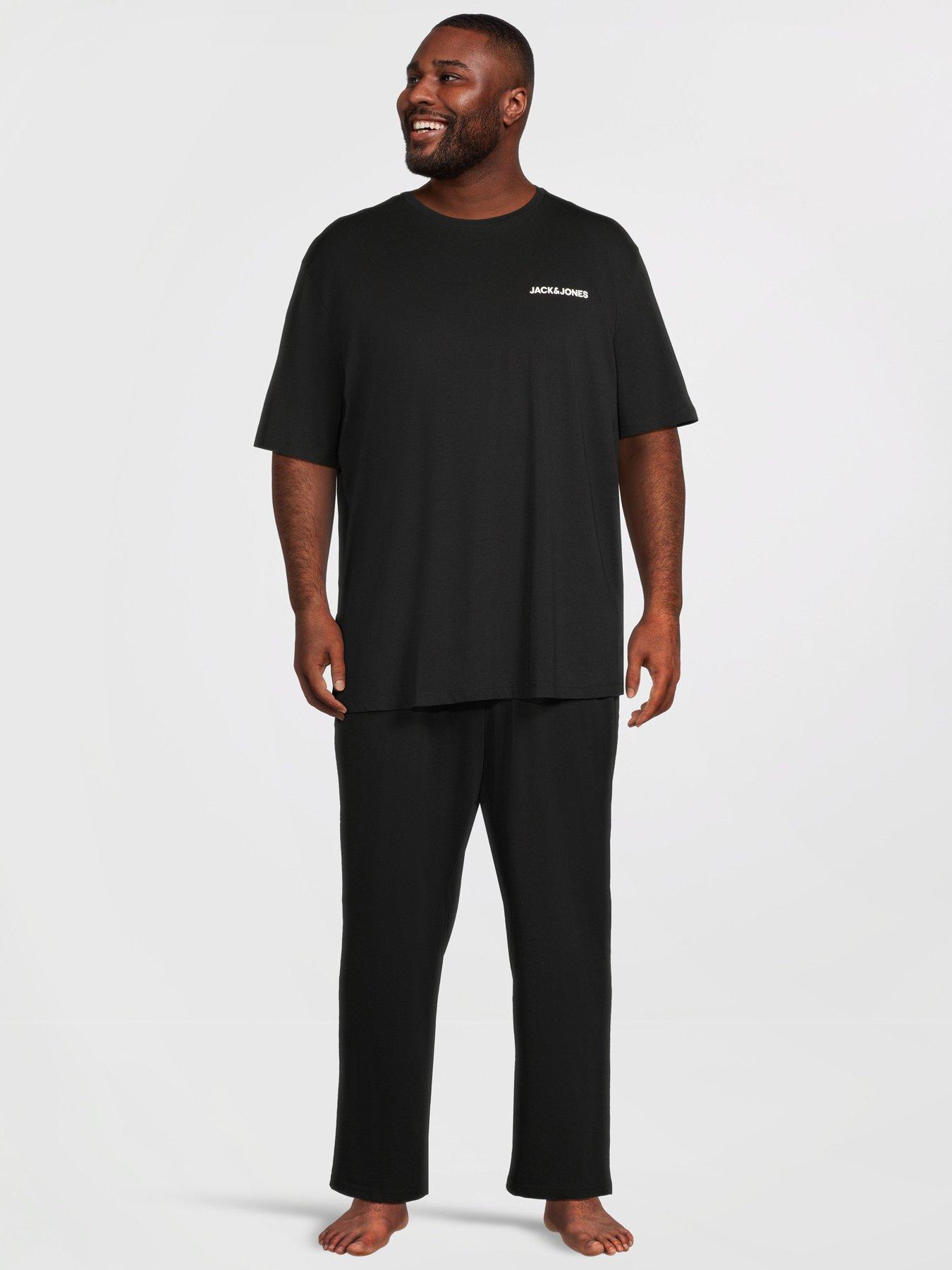 Image 3 of 5 of Jack & Jones Plus Everest T-Shirt And Trousers Pyjama Set - Black